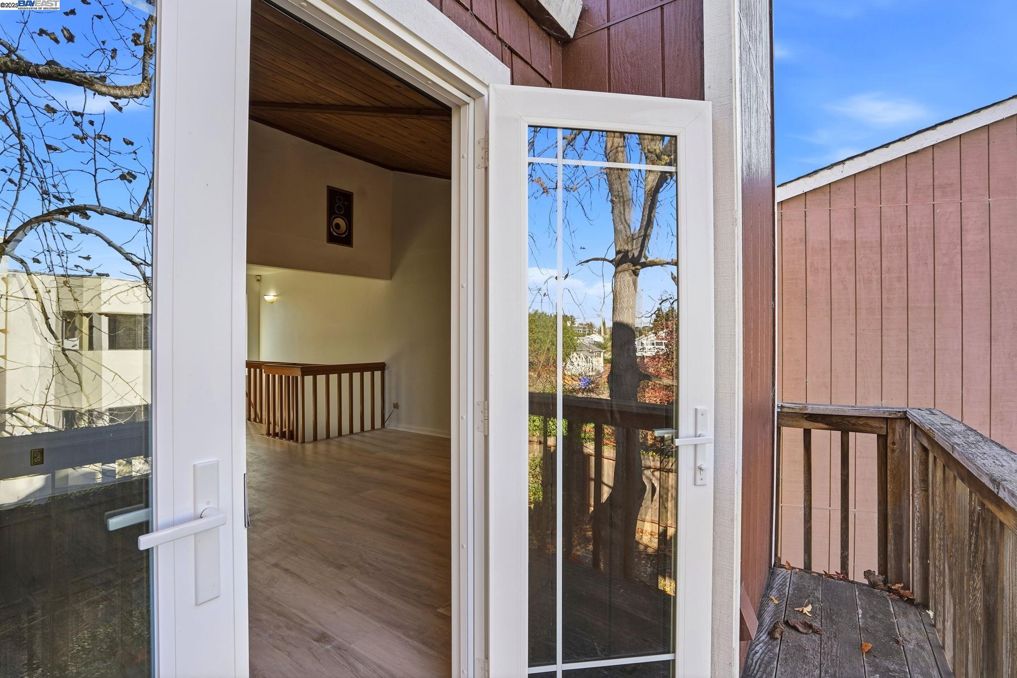 Detail Gallery Image 23 of 48 For 1820 Dalessi Ln, Pinole,  CA 94564 - 2 Beds | 2/1 Baths