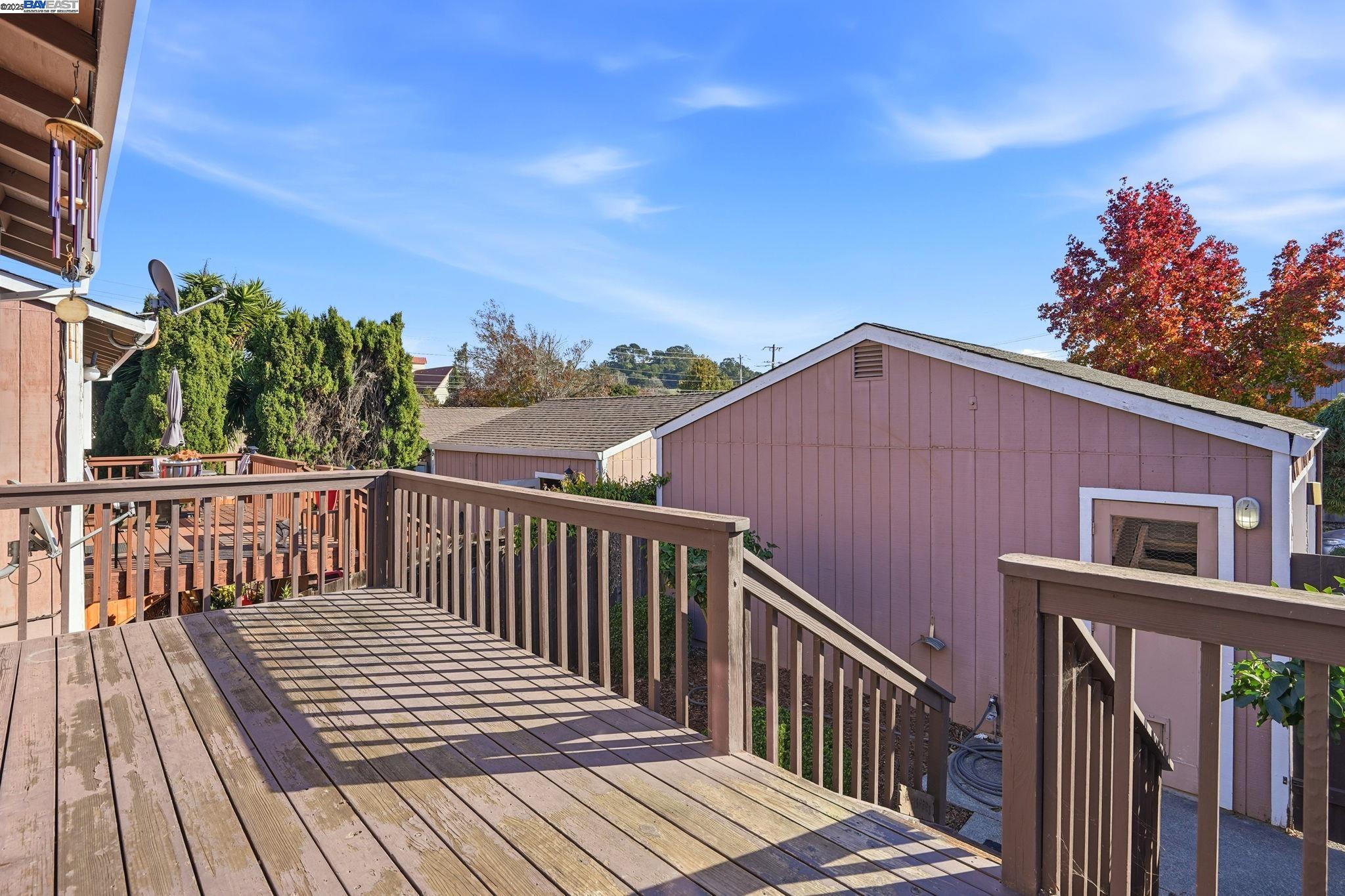Detail Gallery Image 8 of 48 For 1820 Dalessi Ln, Pinole,  CA 94564 - 2 Beds | 2/1 Baths