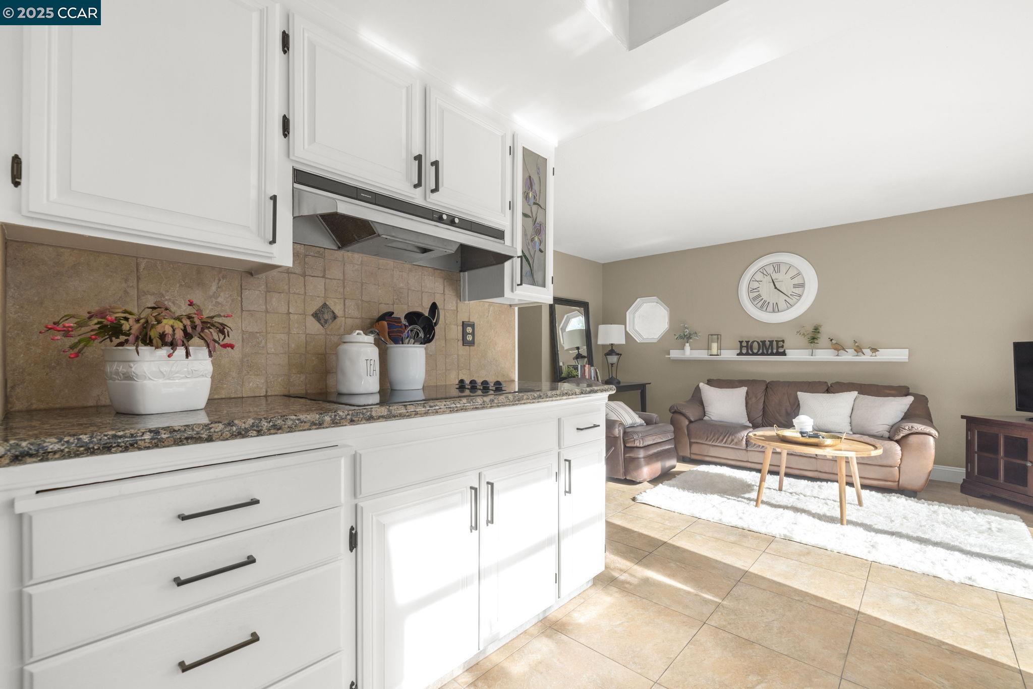 Detail Gallery Image 14 of 46 For 41 Mt Shasta Pl, Clayton,  CA 94517-1515 - 3 Beds | 2 Baths