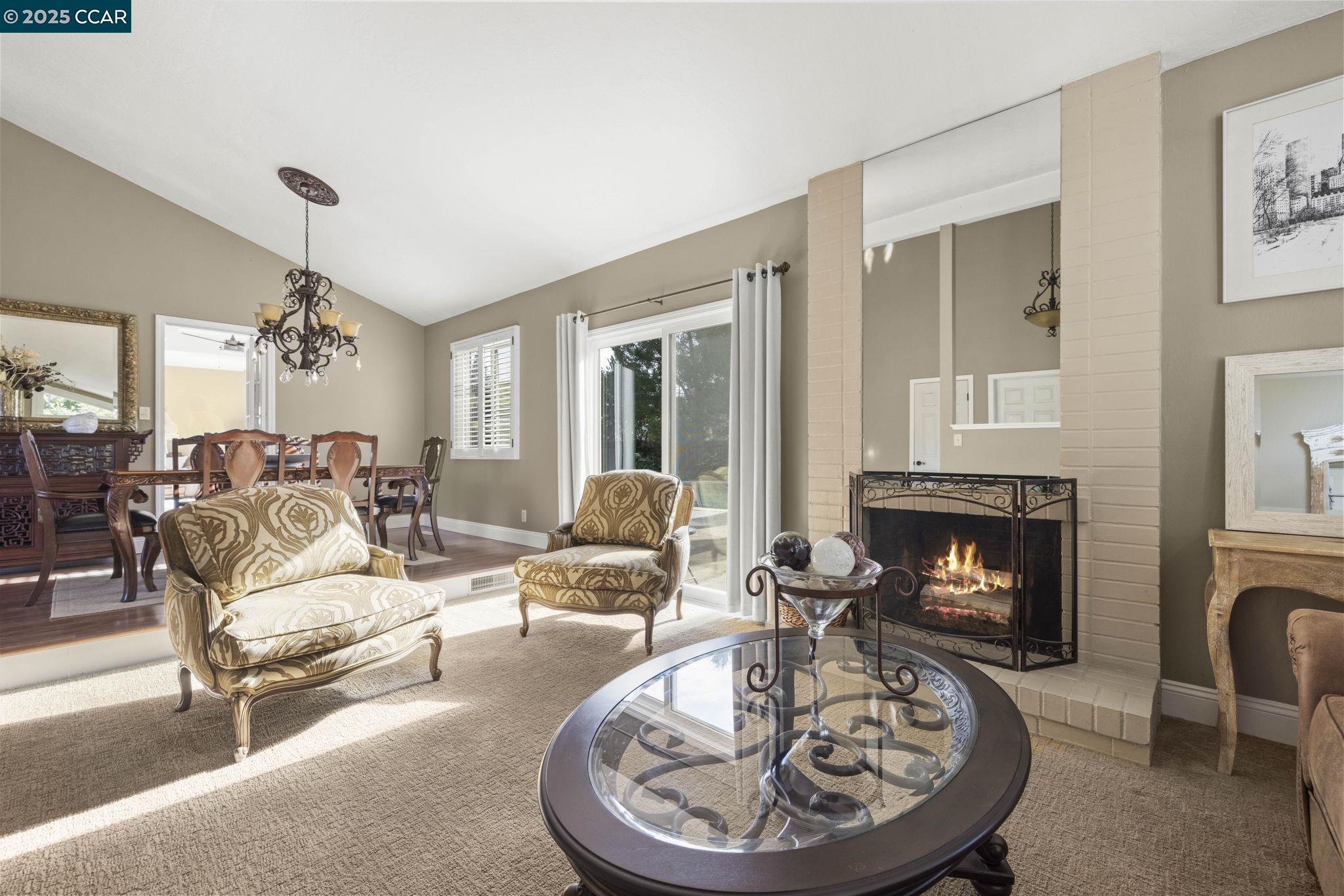 Detail Gallery Image 6 of 46 For 41 Mt Shasta Pl, Clayton,  CA 94517-1515 - 3 Beds | 2 Baths