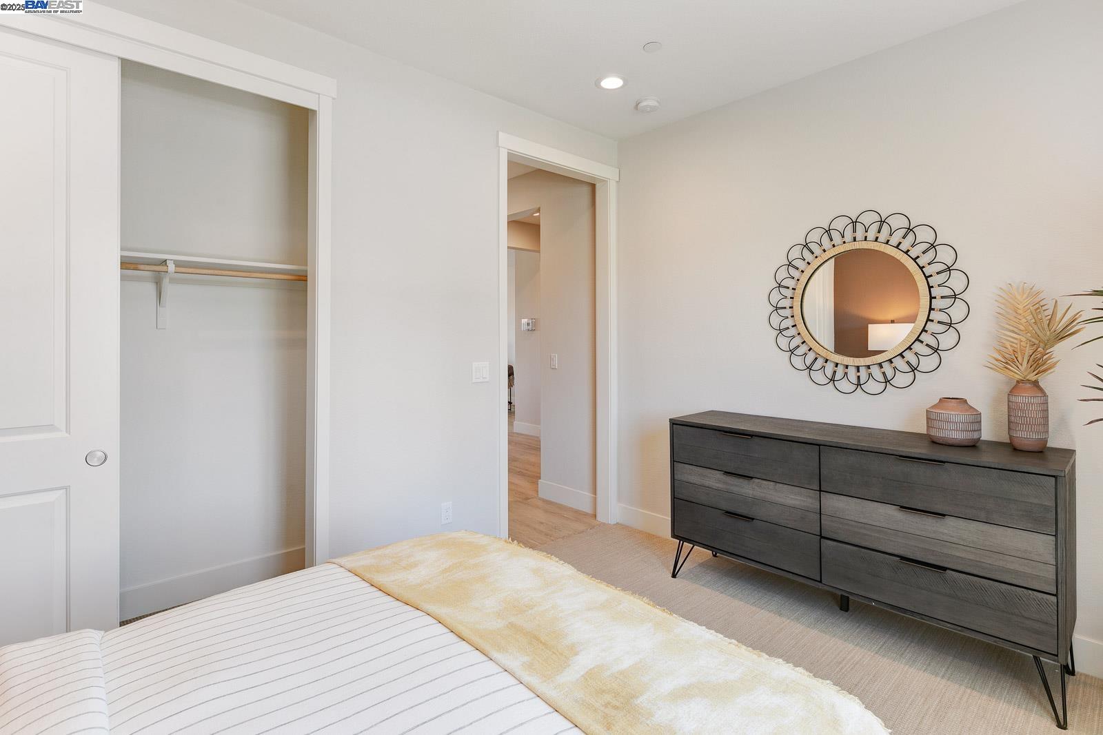 Detail Gallery Image 5 of 30 For 1342 Marceline Drive, Manteca,  CA 95336 - 2 Beds | 2 Baths