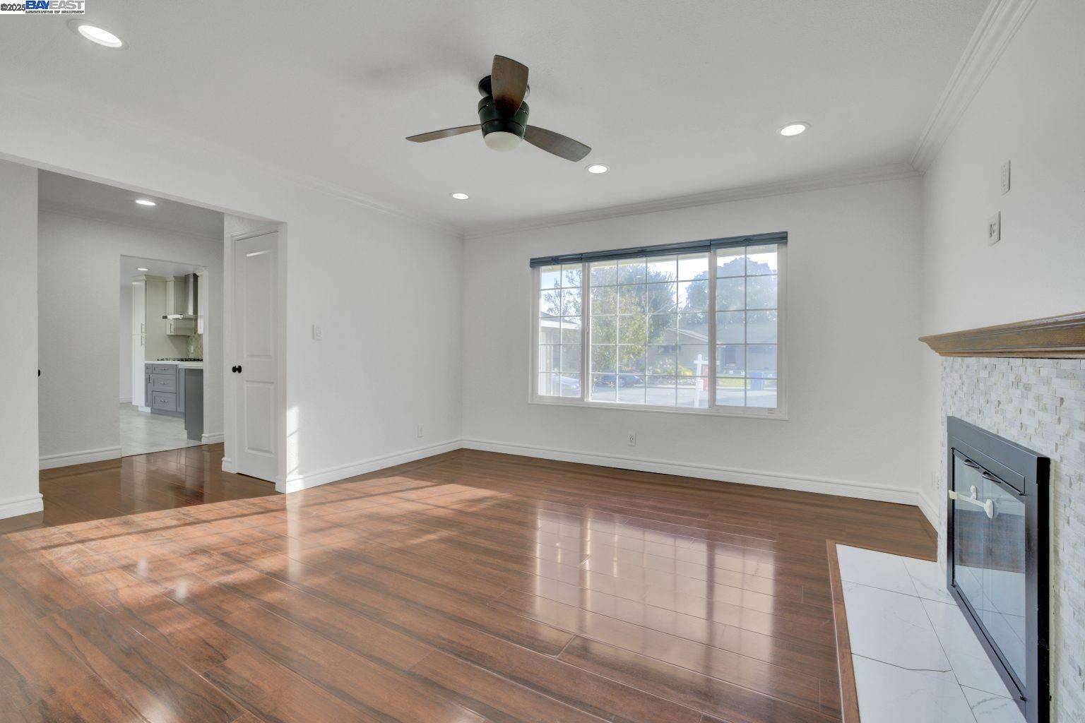 Detail Gallery Image 9 of 43 For 5665 Dewey Pl, Fremont,  CA 94538 - 3 Beds | 2 Baths