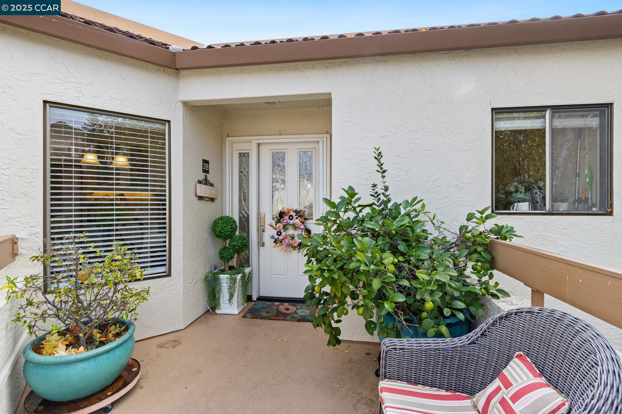 Detail Gallery Image 2 of 44 For 3258 Ptarmigan Dr 3b,  Walnut Creek,  CA 94595 - 3 Beds | 2 Baths