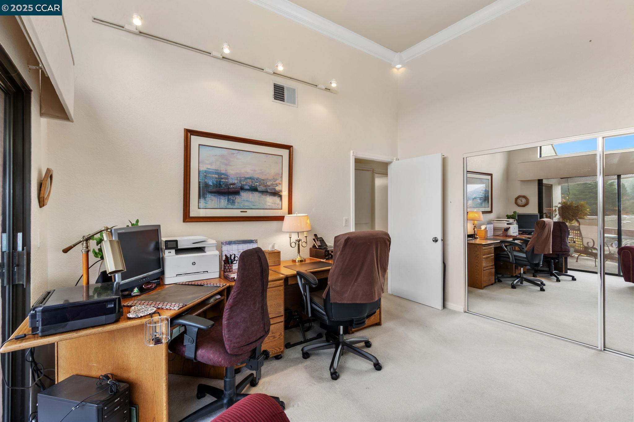 Detail Gallery Image 14 of 44 For 3258 Ptarmigan Dr 3b,  Walnut Creek,  CA 94595 - 3 Beds | 2 Baths