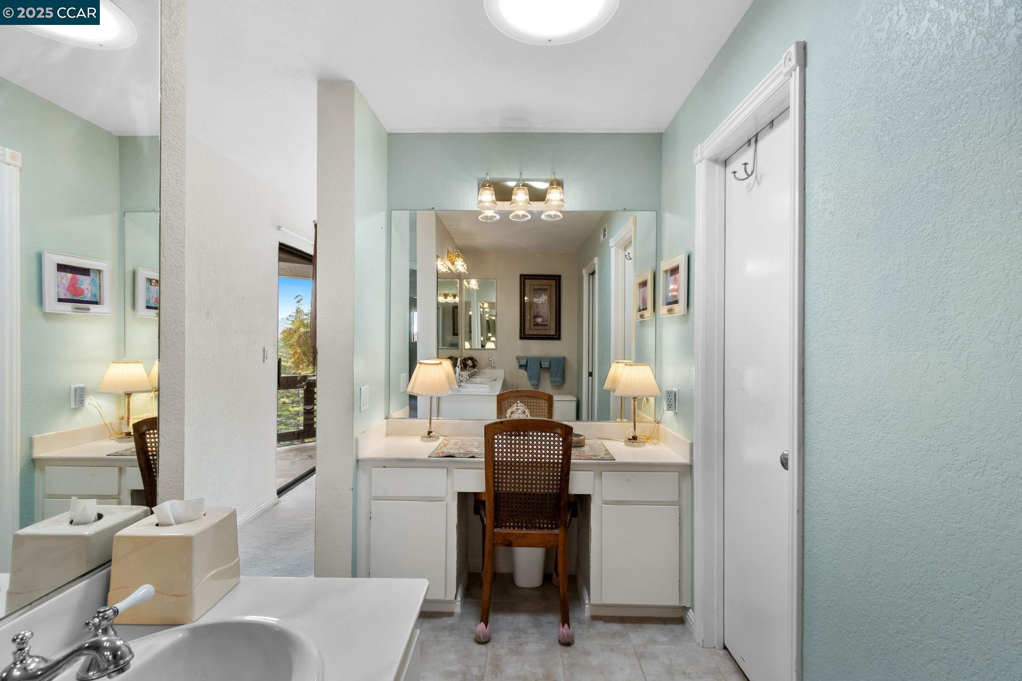 Detail Gallery Image 18 of 44 For 3258 Ptarmigan Dr 3b,  Walnut Creek,  CA 94595 - 3 Beds | 2 Baths