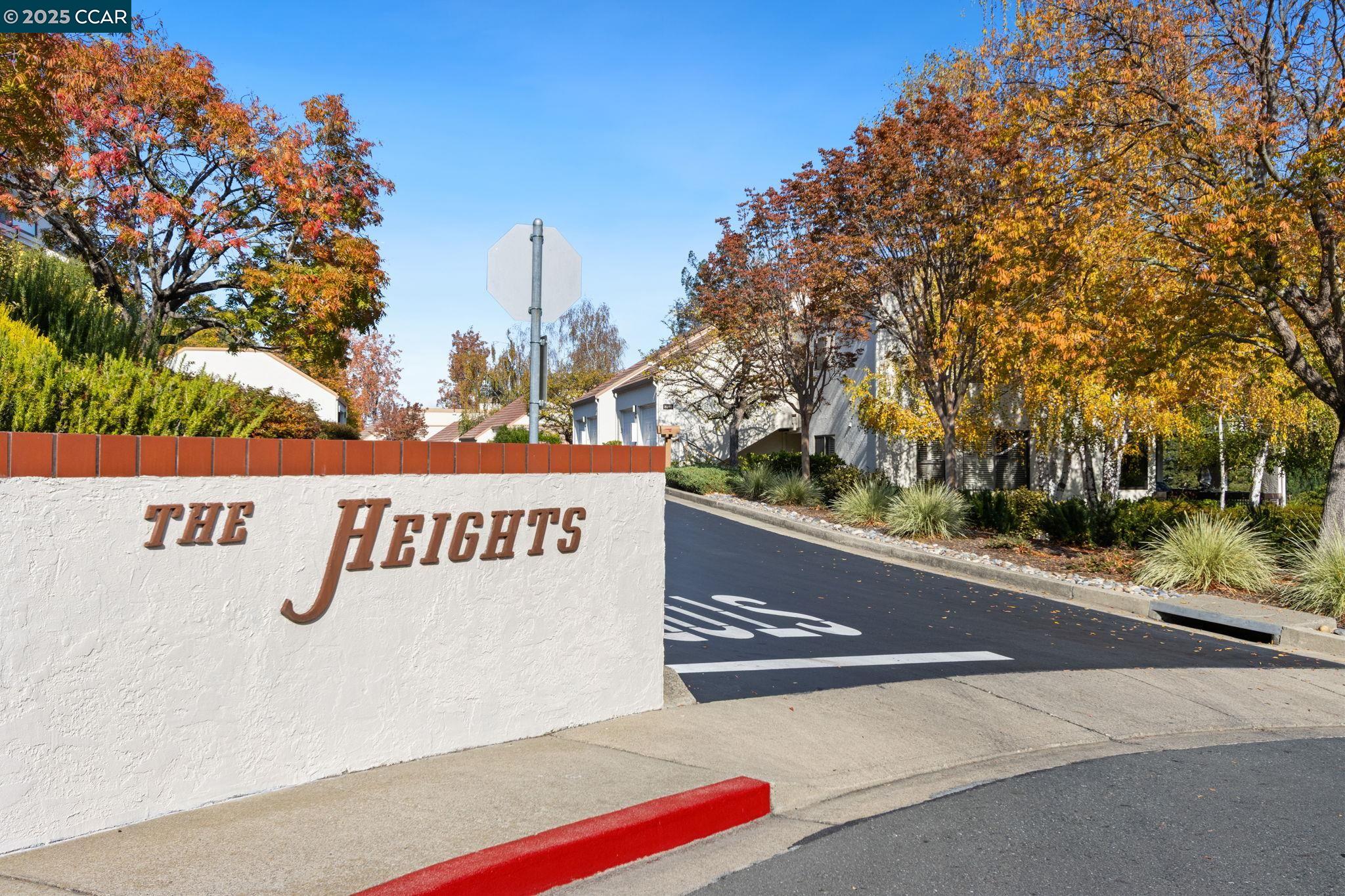 Detail Gallery Image 29 of 44 For 3258 Ptarmigan Dr 3b,  Walnut Creek,  CA 94595 - 3 Beds | 2 Baths