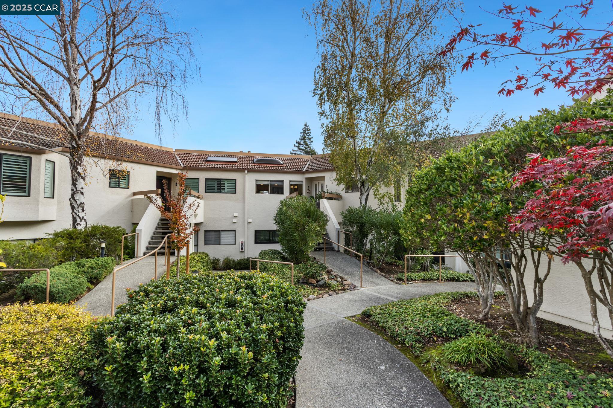 Detail Gallery Image 30 of 44 For 3258 Ptarmigan Dr 3b,  Walnut Creek,  CA 94595 - 3 Beds | 2 Baths