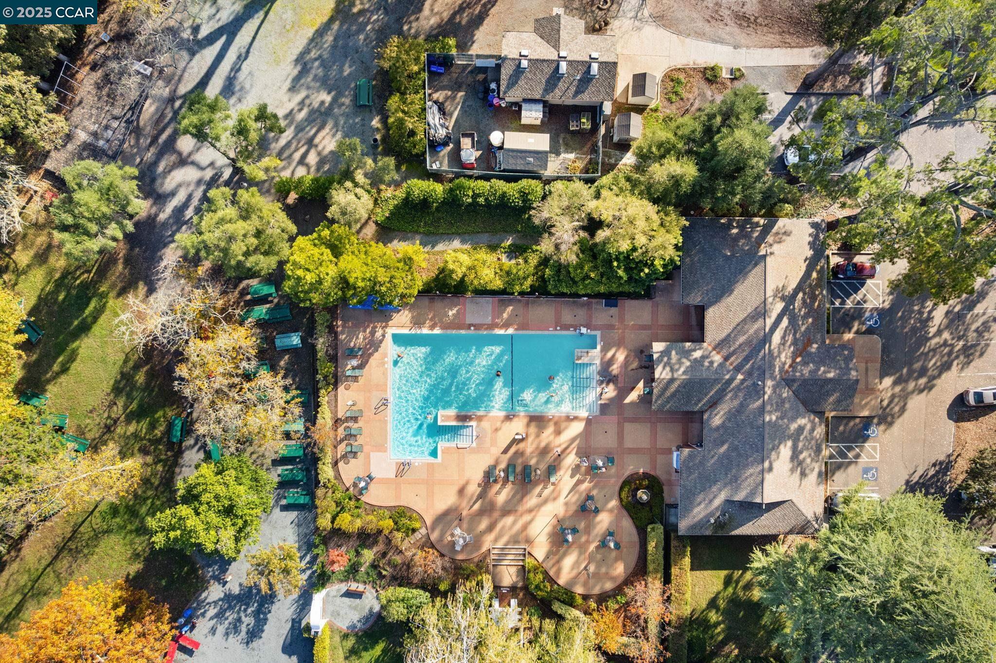 Detail Gallery Image 37 of 44 For 3258 Ptarmigan Dr 3b,  Walnut Creek,  CA 94595 - 3 Beds | 2 Baths