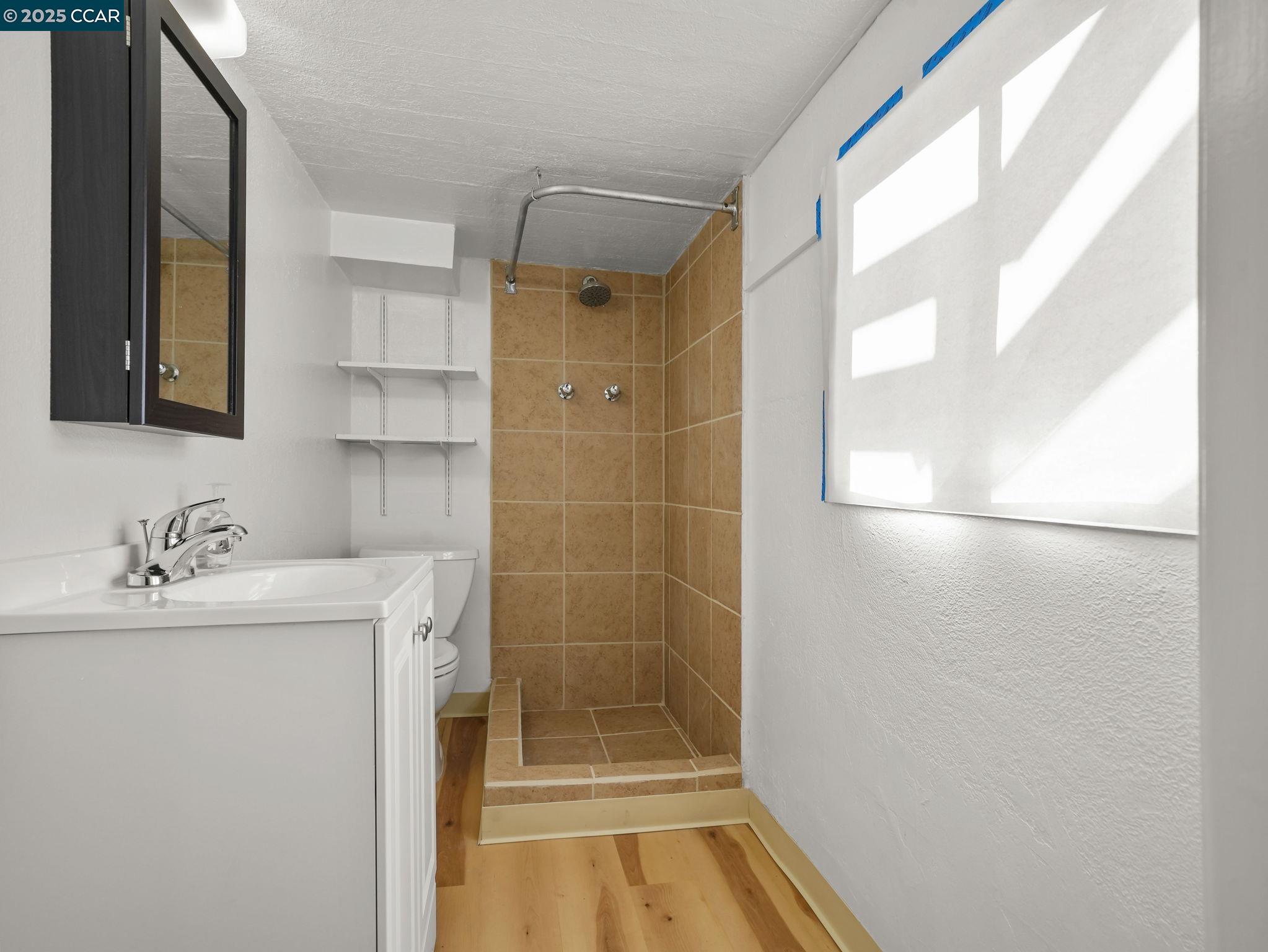 Detail Gallery Image 36 of 56 For 2154 Encinal Ave, Alameda,  CA 94501 - – Beds | – Baths