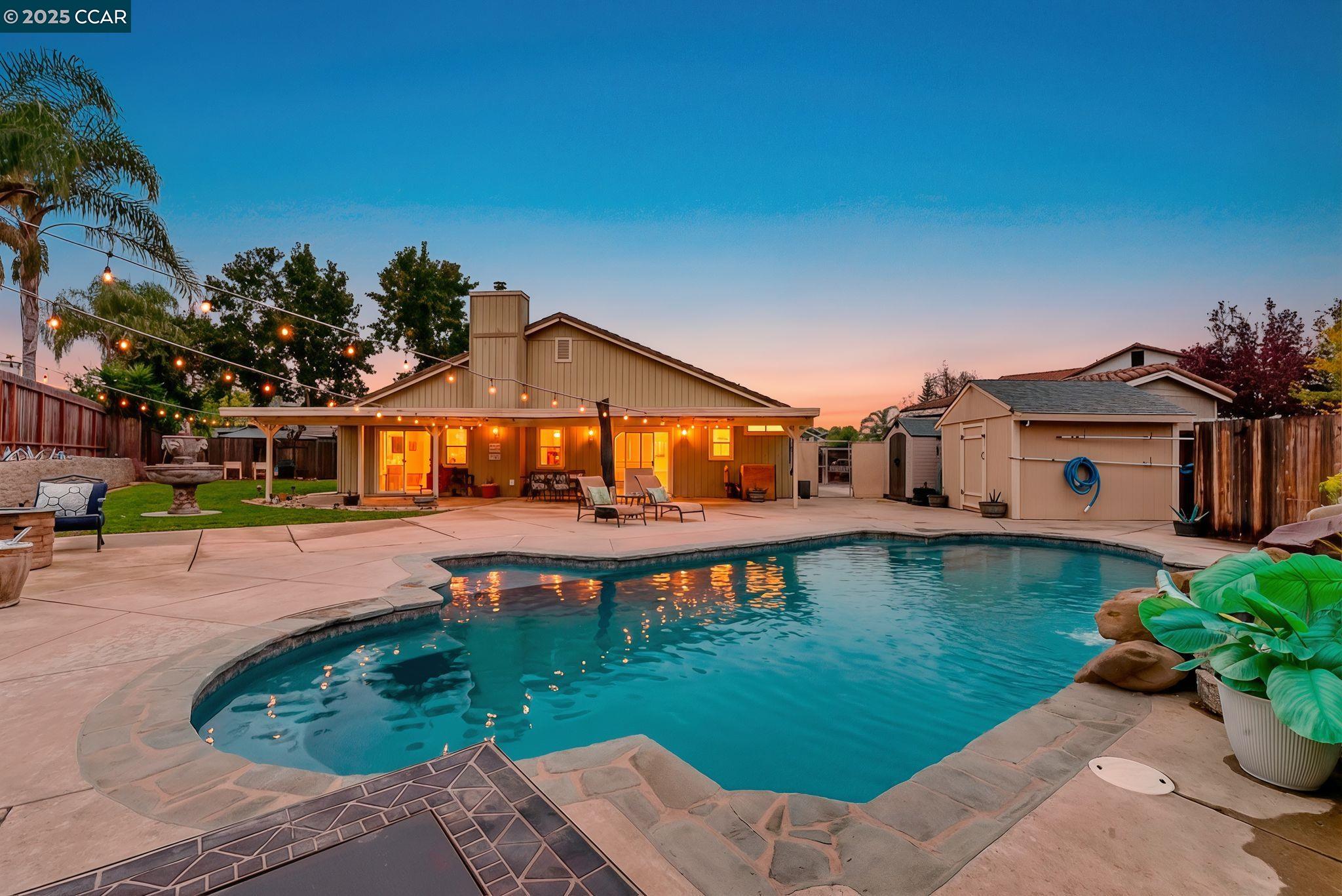 Front Image Thumbnail for CC41118677