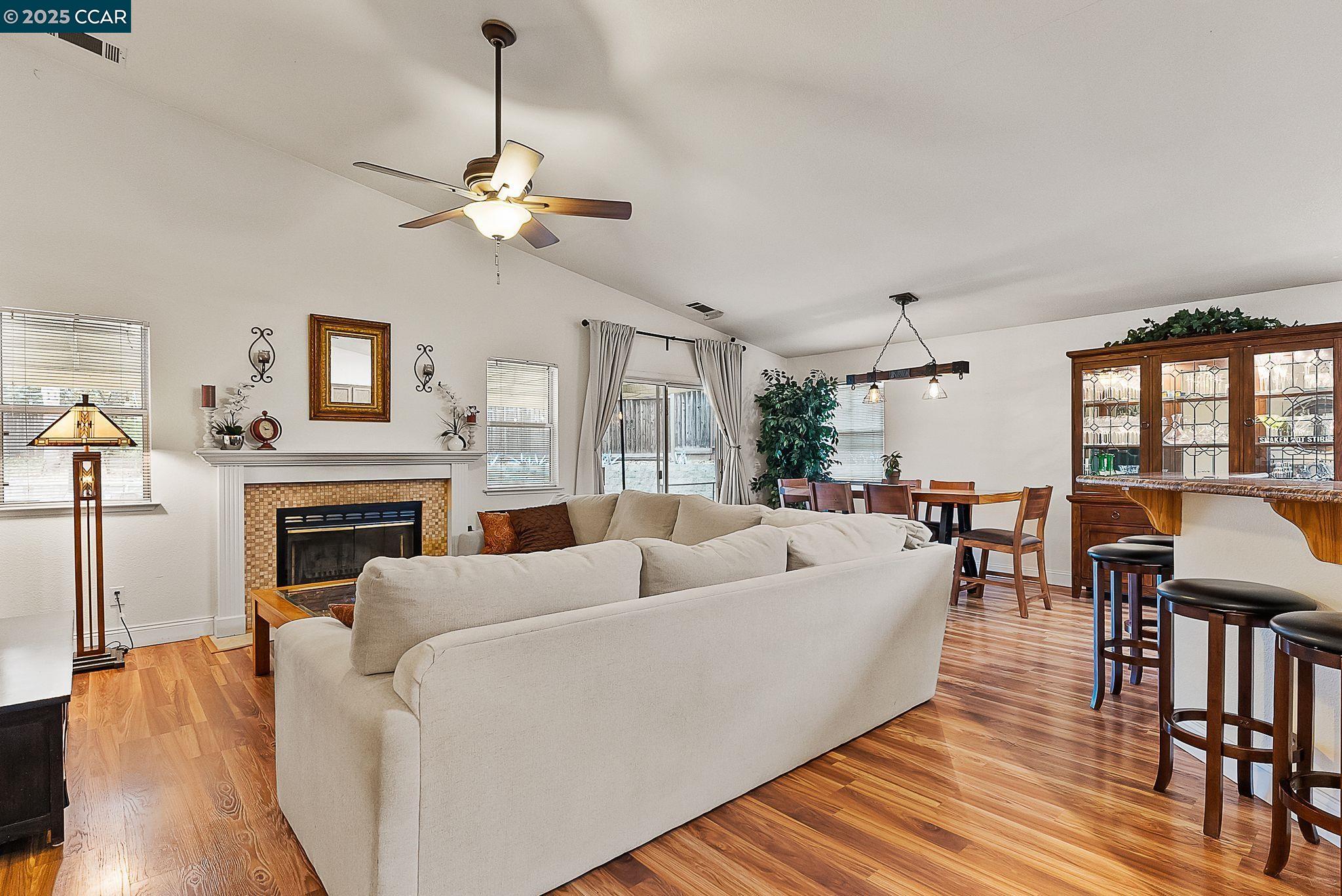 Detail Gallery Image 11 of 52 For 4828 Trenton St, Oakley,  CA 94561 - 4 Beds | 2 Baths