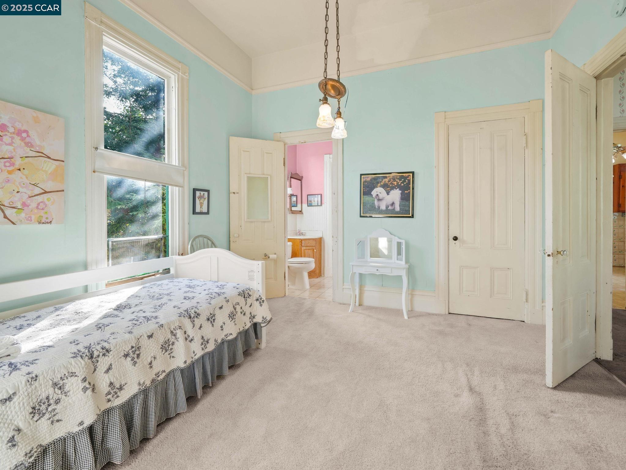 Detail Gallery Image 13 of 54 For 2154 Encinal Ave, Alameda,  CA 94501 - 2 Beds | 2 Baths