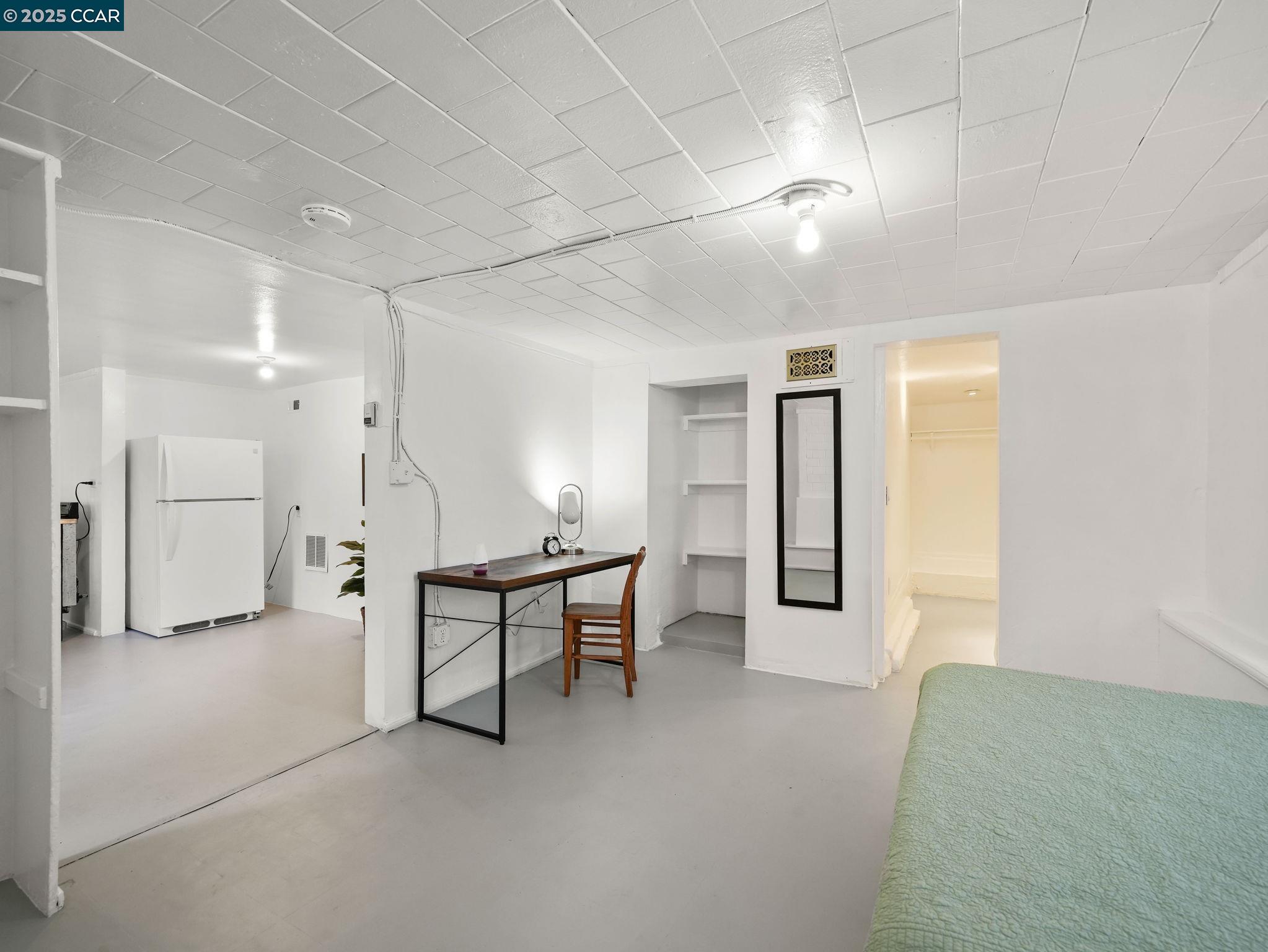 Detail Gallery Image 41 of 54 For 2154 Encinal Ave, Alameda,  CA 94501 - 2 Beds | 2 Baths