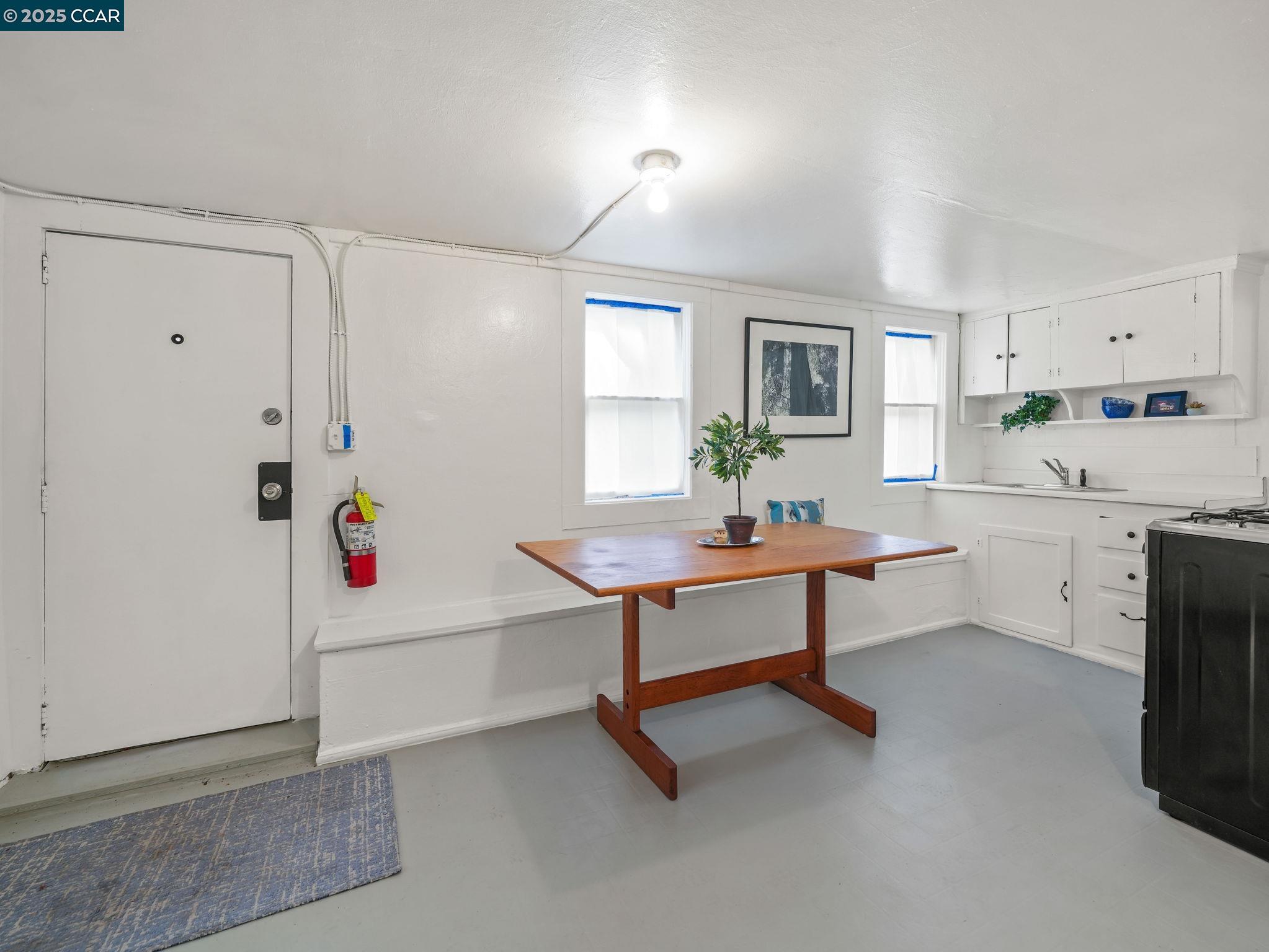 Detail Gallery Image 43 of 54 For 2154 Encinal Ave, Alameda,  CA 94501 - 2 Beds | 2 Baths