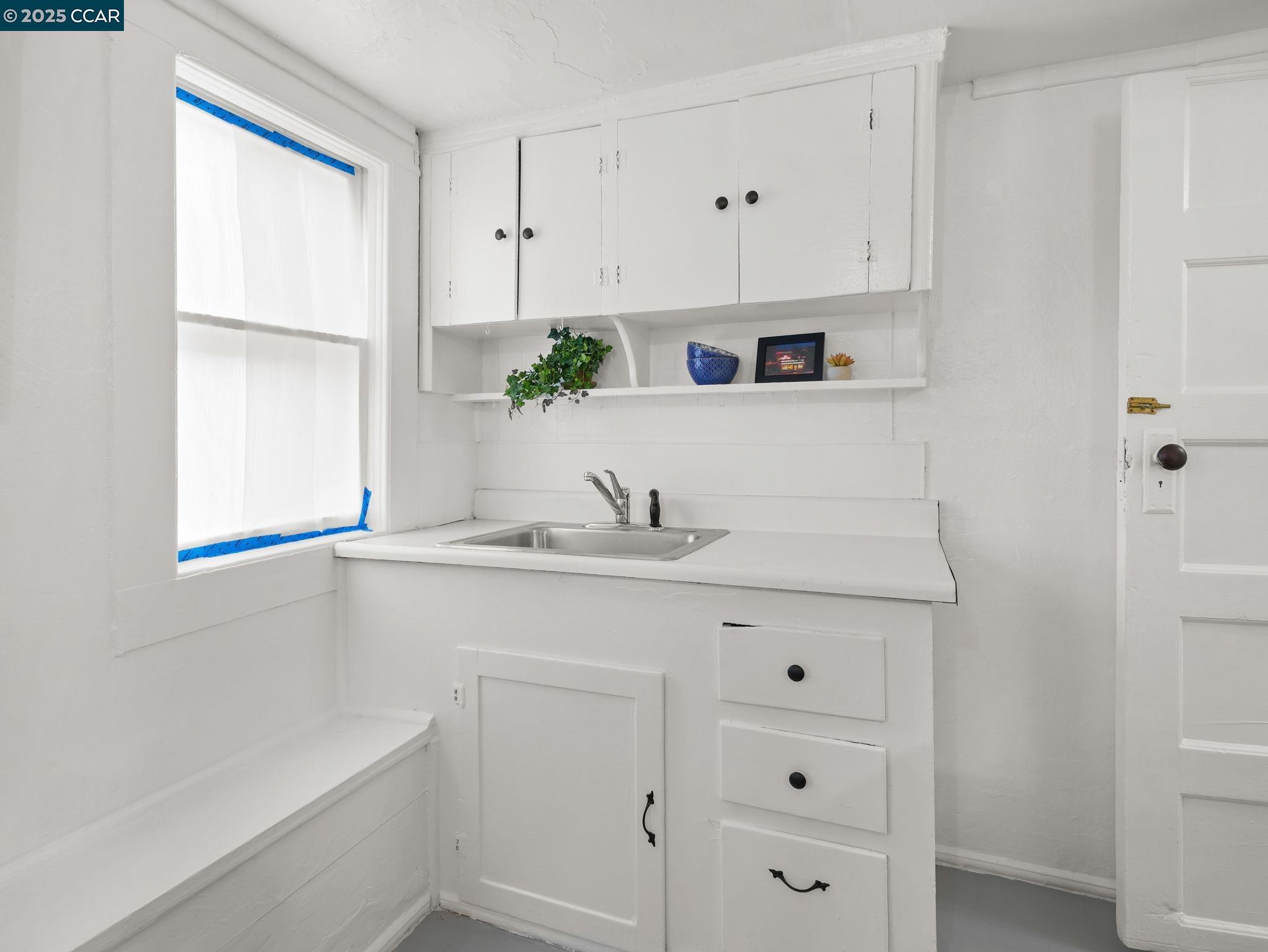 Detail Gallery Image 45 of 54 For 2154 Encinal Ave, Alameda,  CA 94501 - 2 Beds | 2 Baths