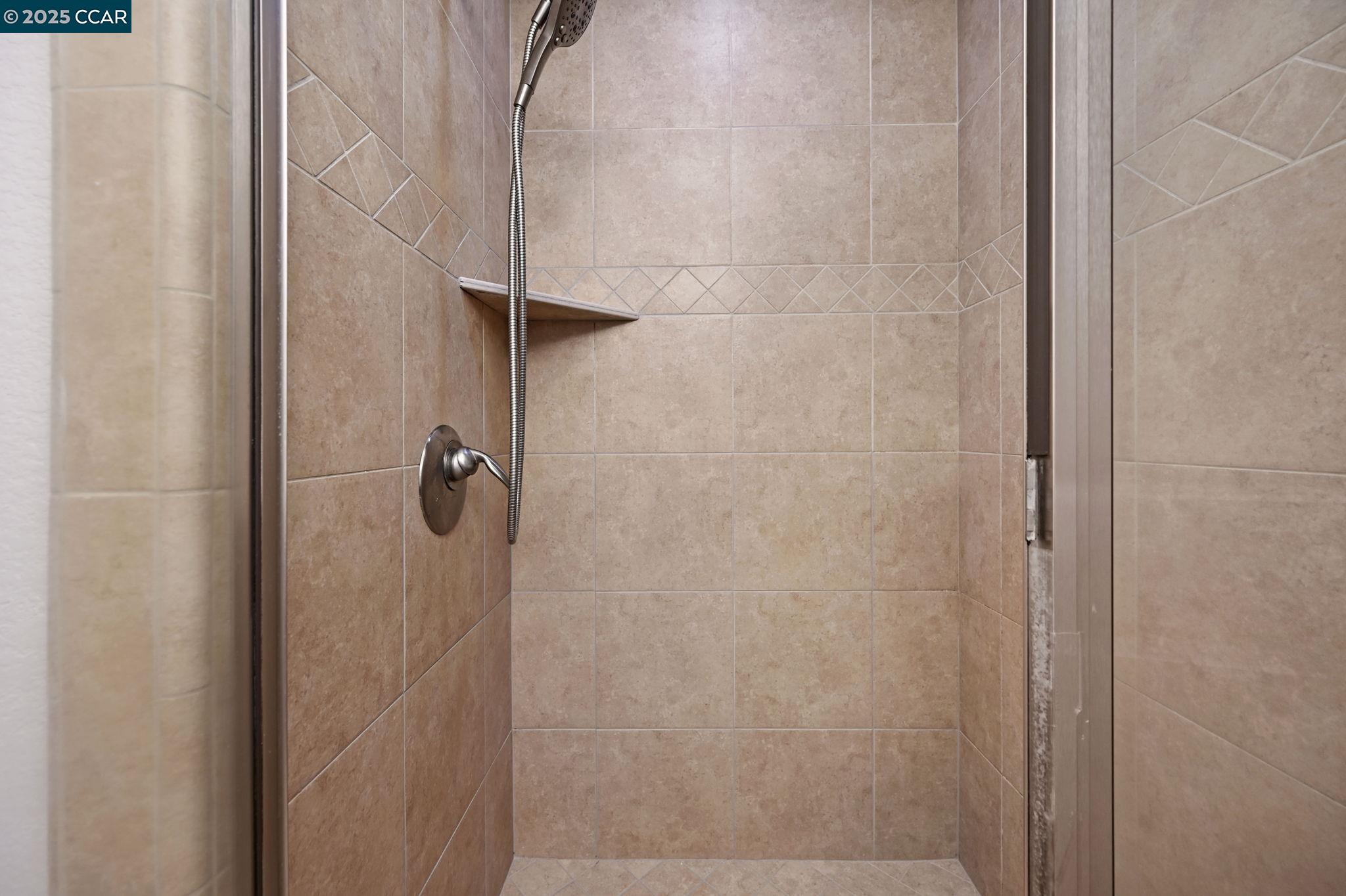 Detail Gallery Image 18 of 24 For 2057 Golden Rain Rd #4,  Walnut Creek,  CA 94595 - 2 Beds | 1 Baths