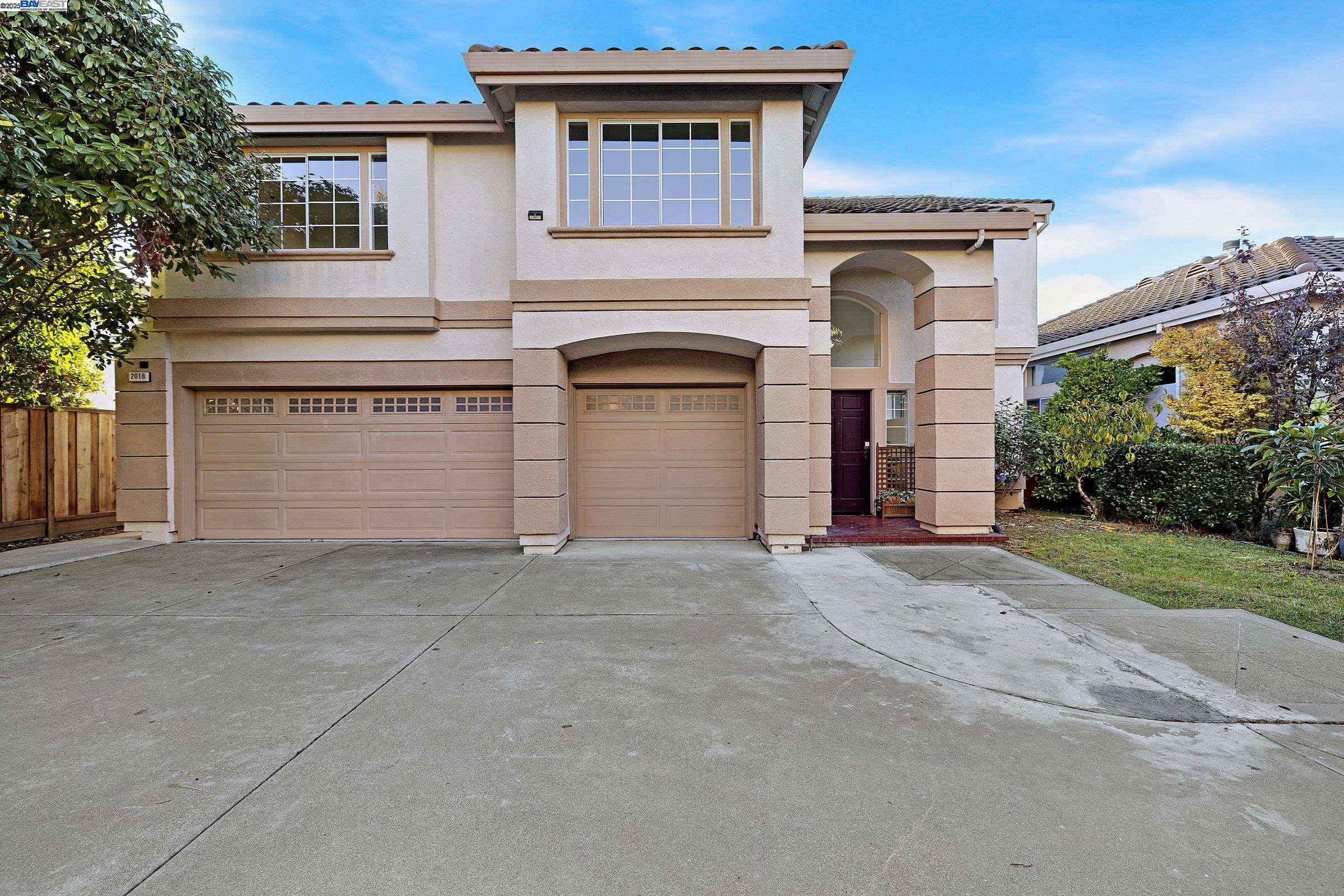 Detail Gallery Image 2 of 48 For 2018 Constitution Ct, San Leandro,  CA 94579 - 5 Beds | 4 Baths