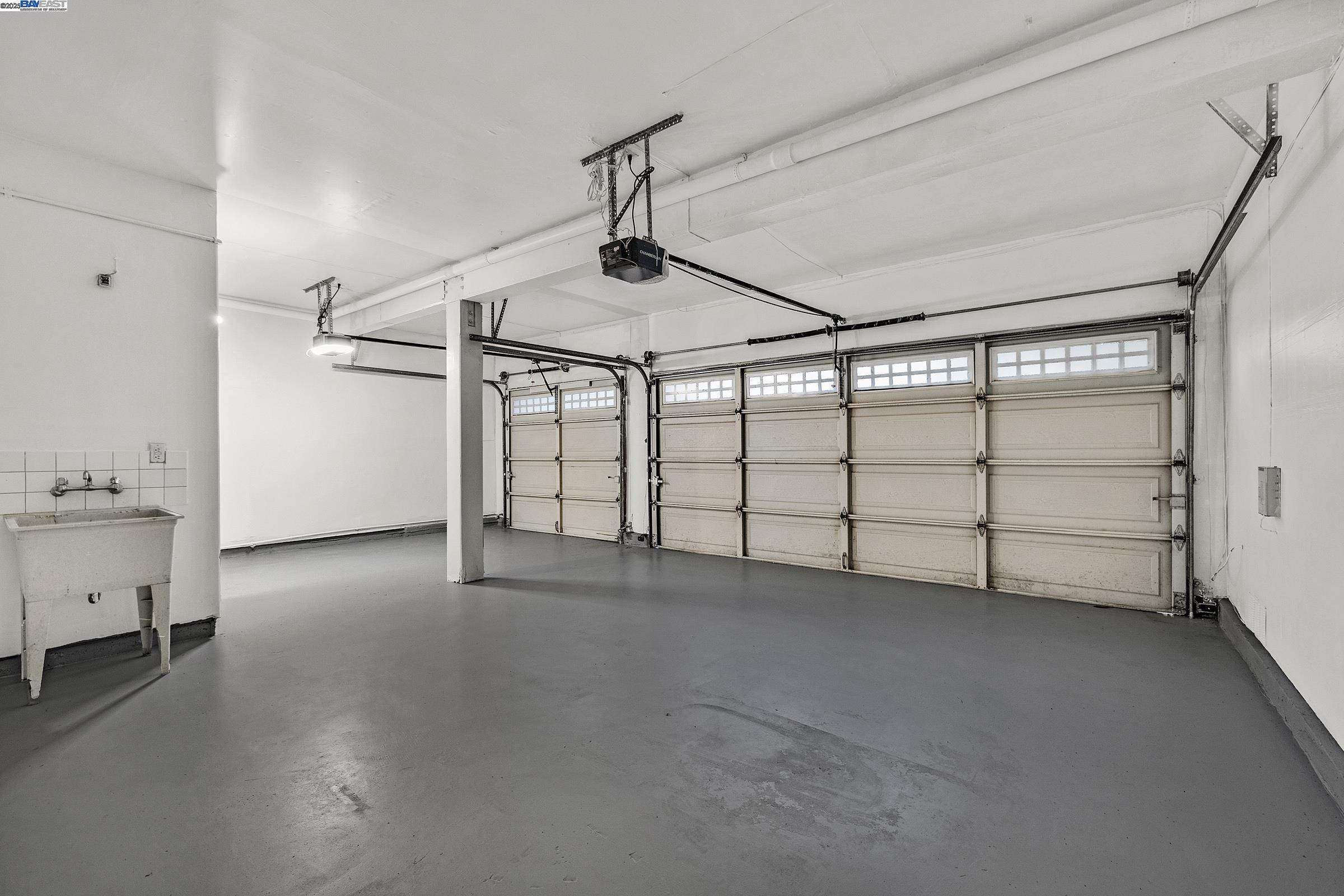 Detail Gallery Image 22 of 48 For 2018 Constitution Ct, San Leandro,  CA 94579 - 5 Beds | 4 Baths