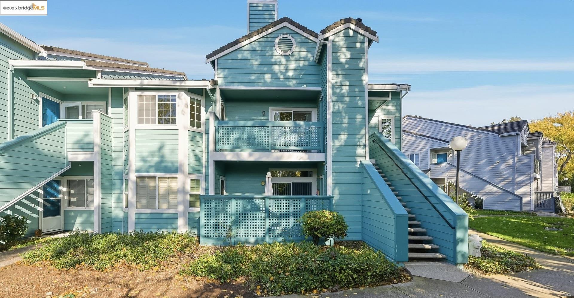 Front Image Thumbnail for EB41118687