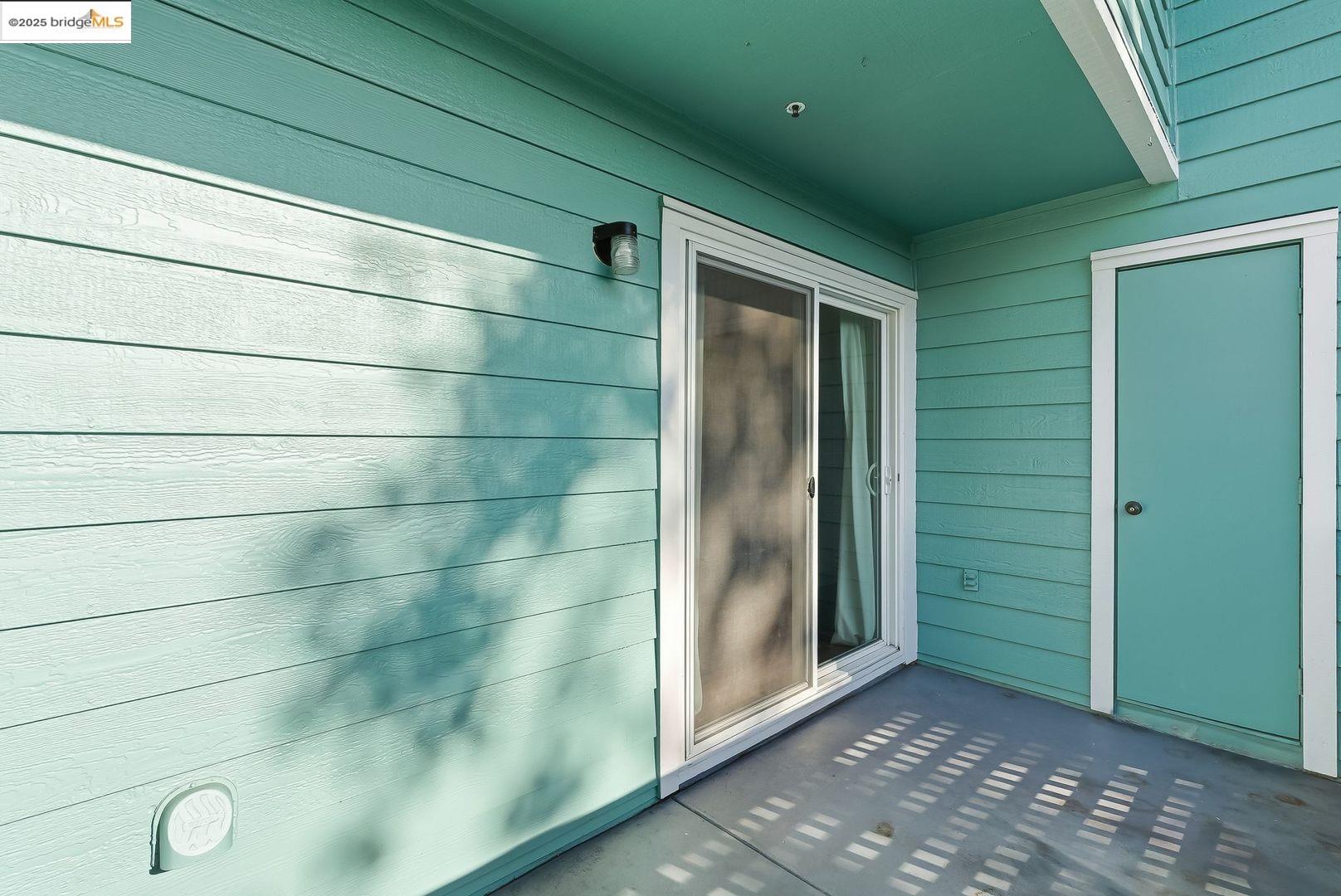 Detail Gallery Image 22 of 33 For 316 Dursey Dr, Pinole,  CA 94564 - 2 Beds | 2 Baths