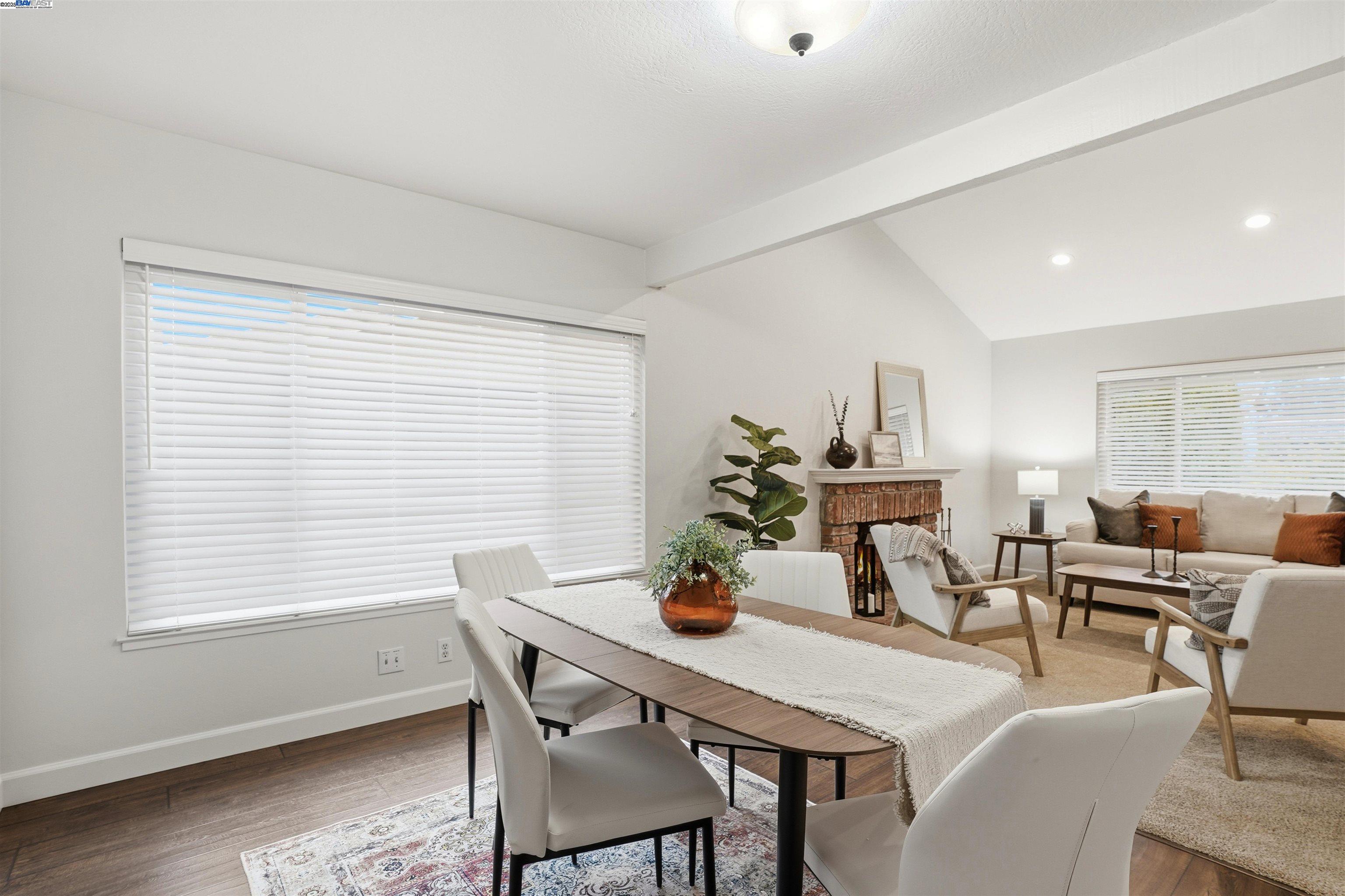 Detail Gallery Image 11 of 45 For 4490 Buckthorn Ct, Concord,  CA 94521 - 4 Beds | 2 Baths