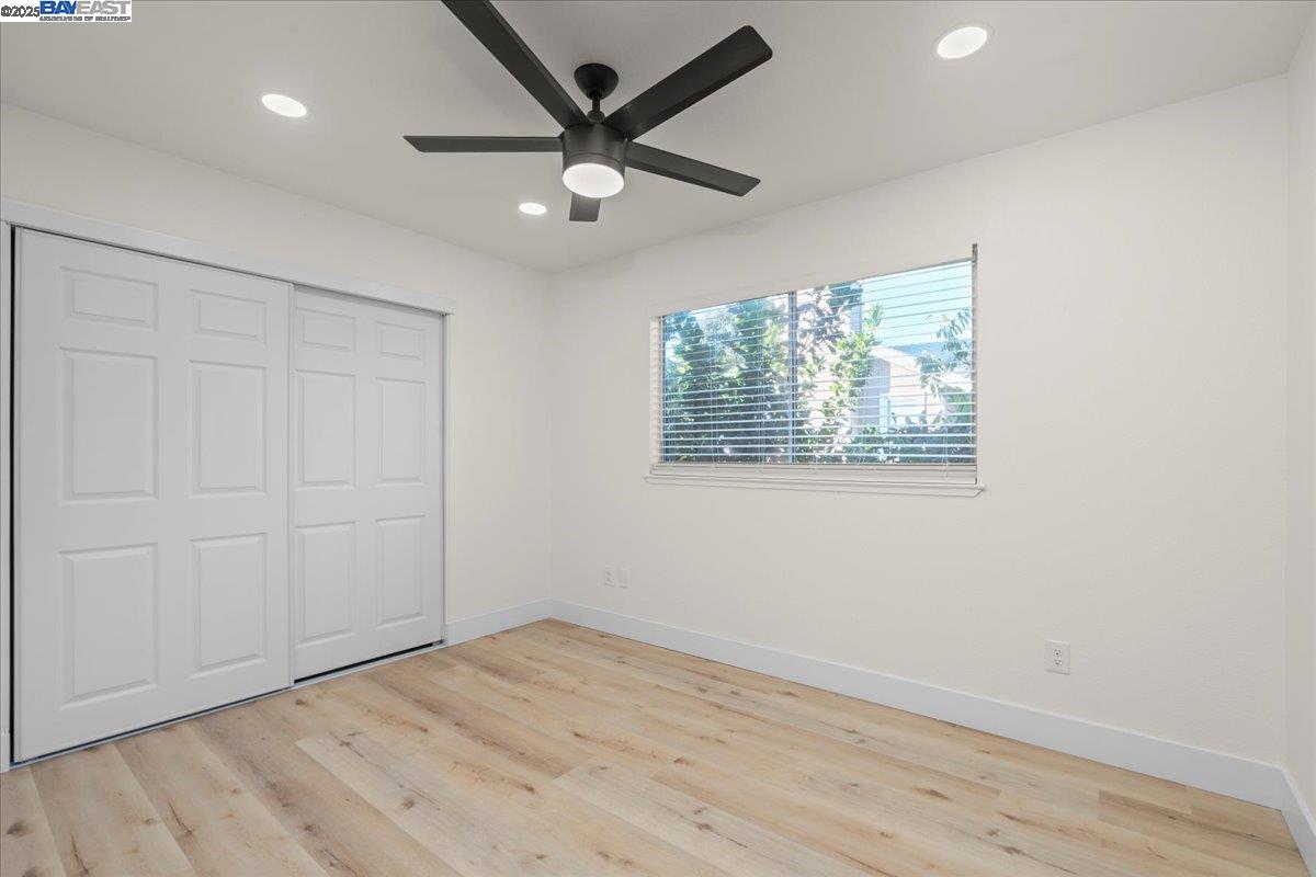 Detail Gallery Image 28 of 38 For 7212 Tiant Way, Elk Grove,  CA 95758 - 4 Beds | 2/1 Baths