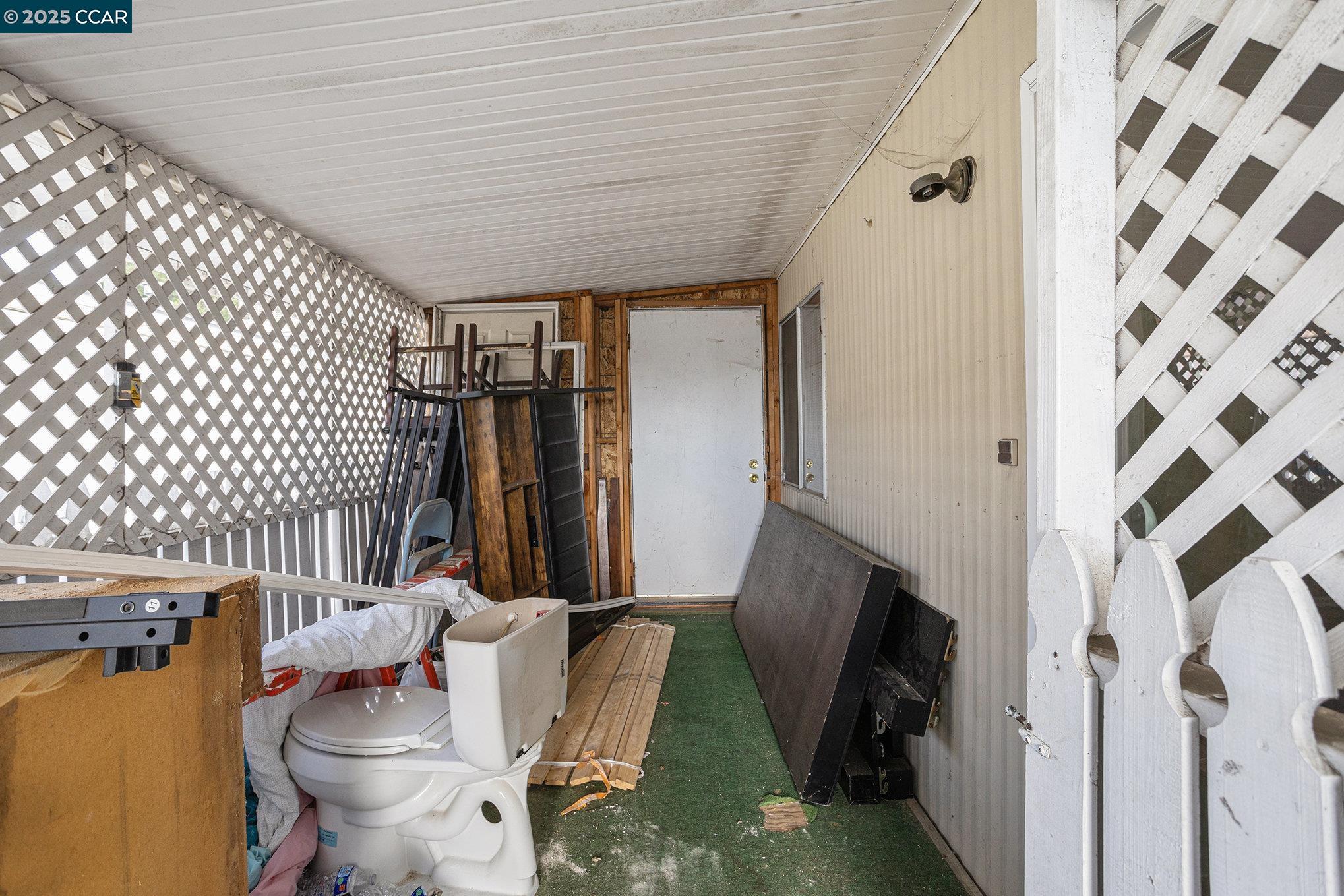 Detail Gallery Image 4 of 12 For 4556 Appian Way #7,  El Sobrante,  CA 94803 - 2 Beds | 1 Baths