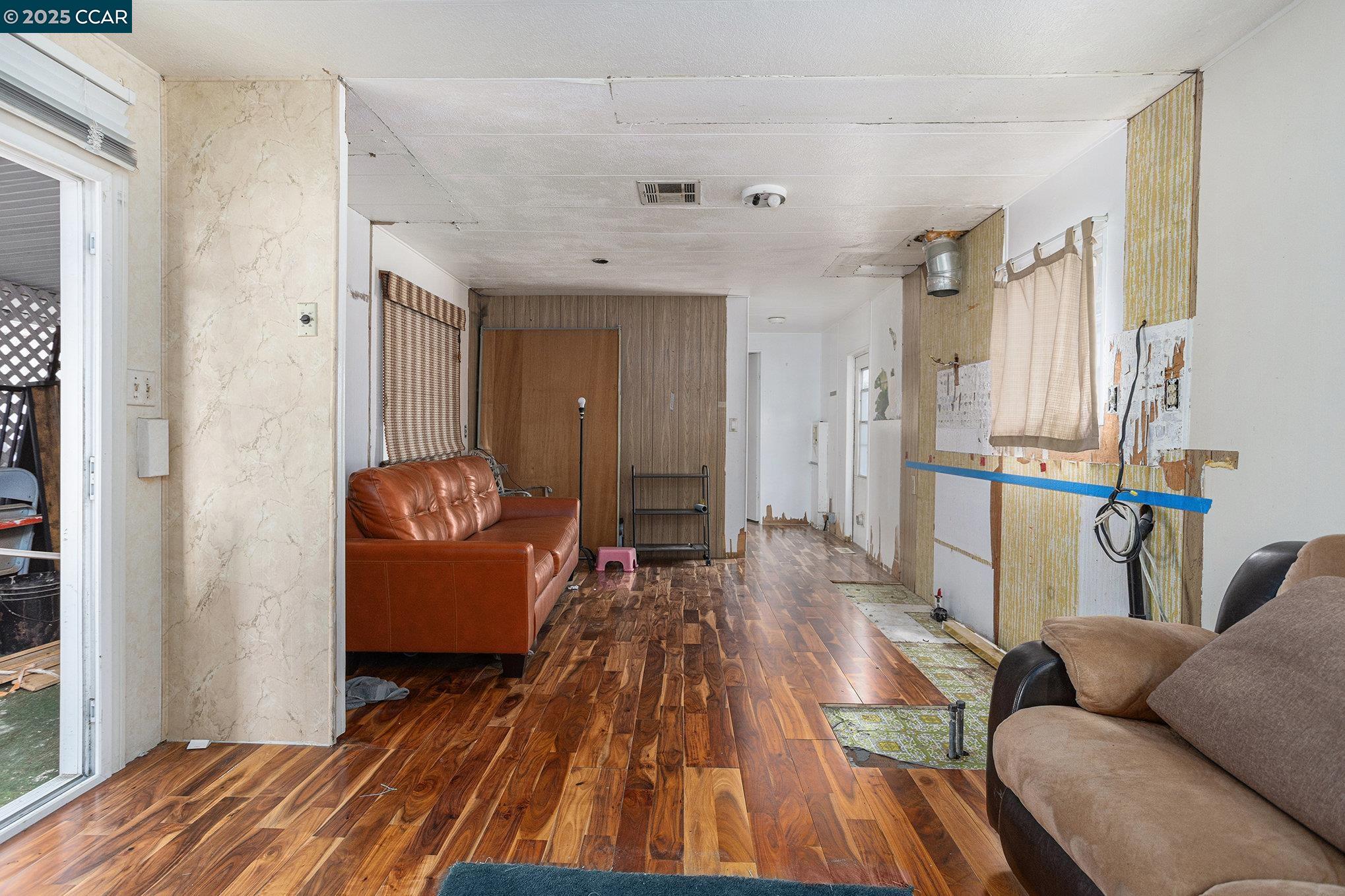 Detail Gallery Image 10 of 12 For 4556 Appian Way #7,  El Sobrante,  CA 94803 - 2 Beds | 1 Baths