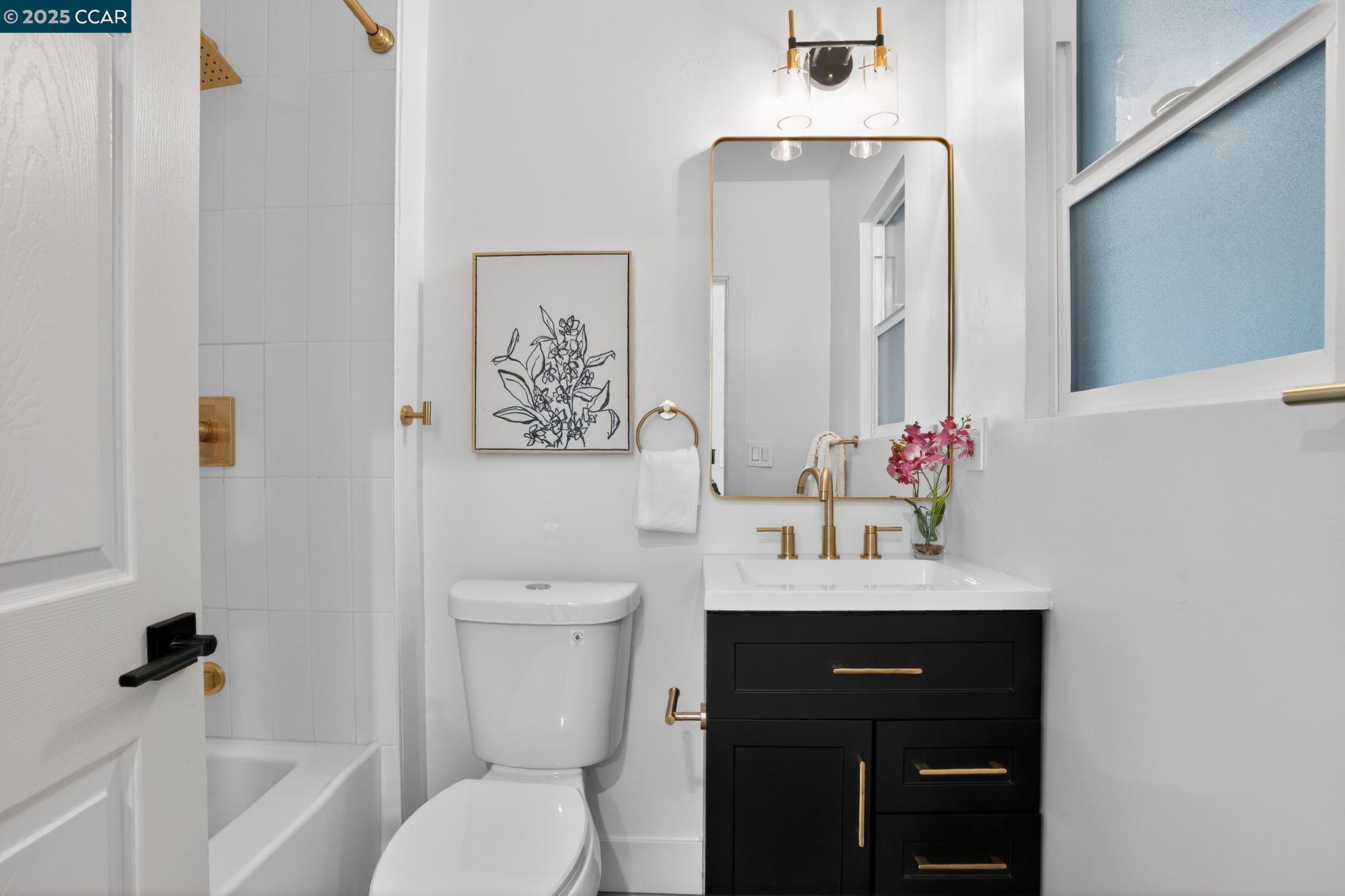 Detail Gallery Image 21 of 26 For 335 Chesley Avenue, Richmond,  CA 94801-1528 - 3 Beds | 2 Baths