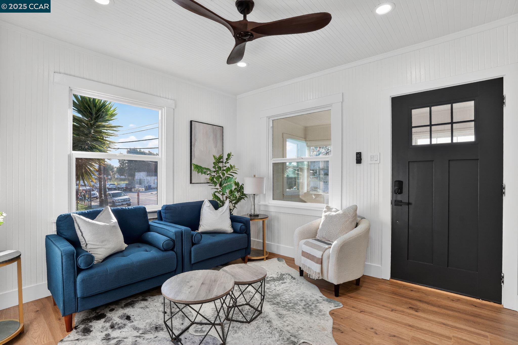 Detail Gallery Image 4 of 26 For 335 Chesley Avenue, Richmond,  CA 94801-1528 - 3 Beds | 2 Baths