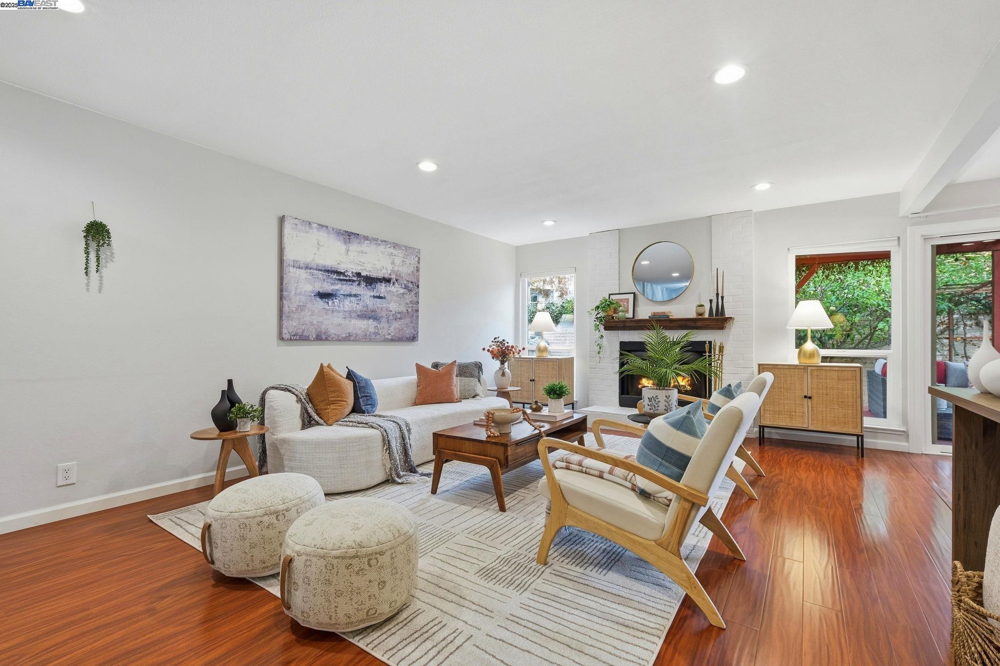 Photo #5: 41118693 Listing: Photo #5