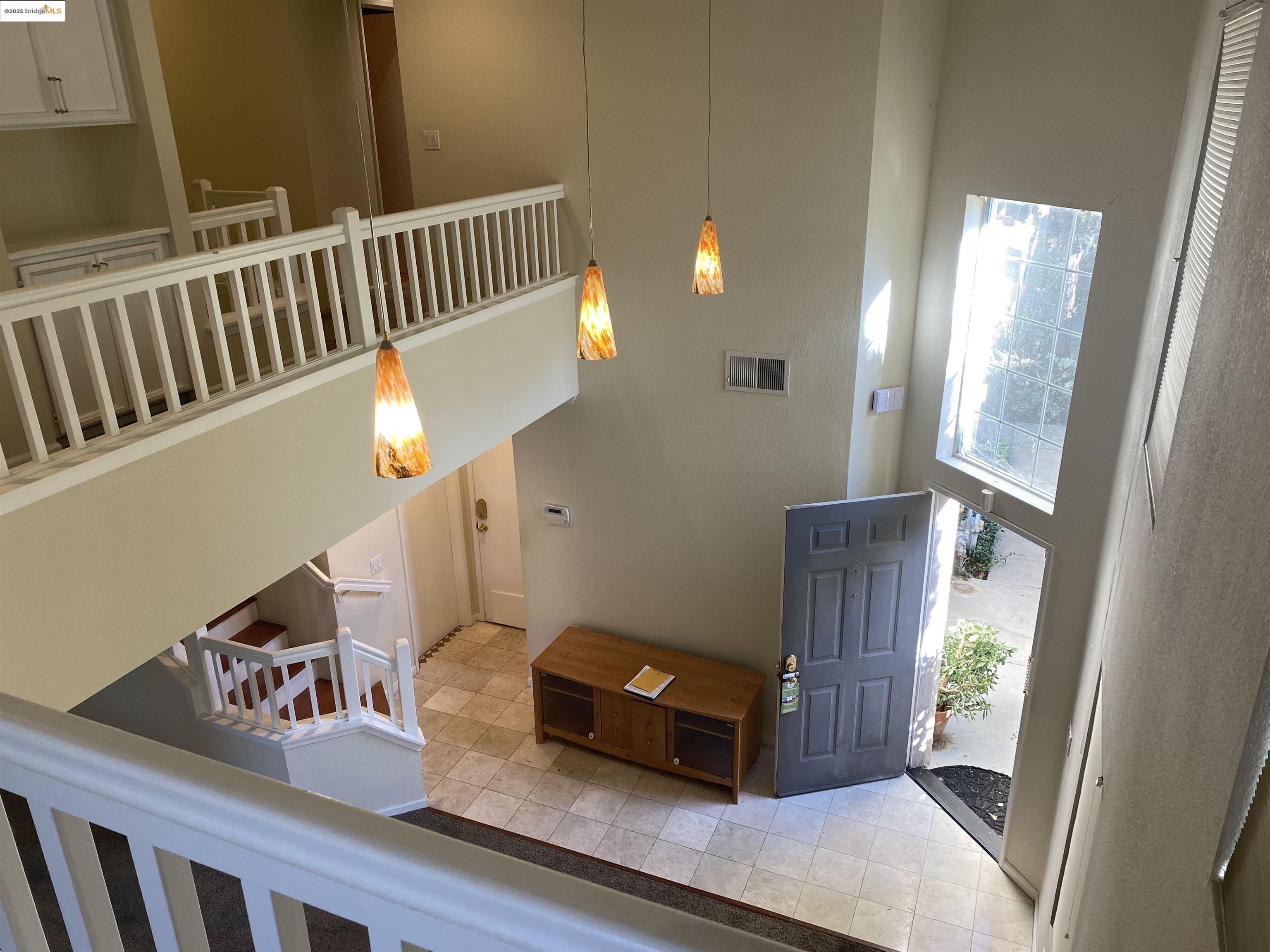 Detail Gallery Image 6 of 8 For 1810 Gardenia Ct, Antioch,  CA 94531 - 3 Beds | 2/1 Baths