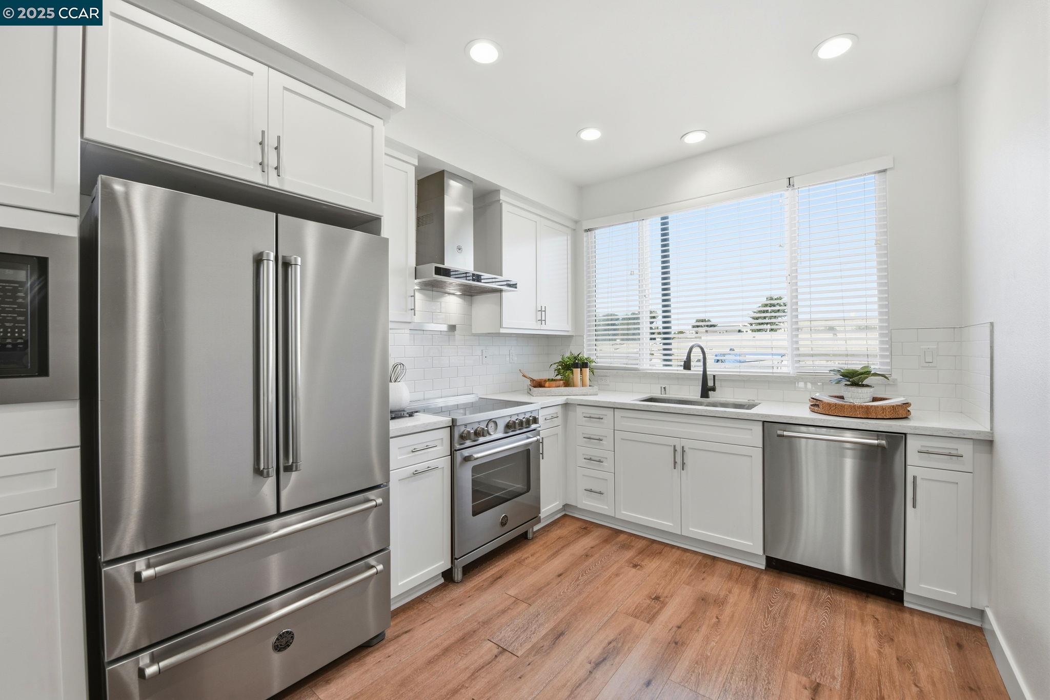 Photo #15: 41118695 Listing: Photo #15