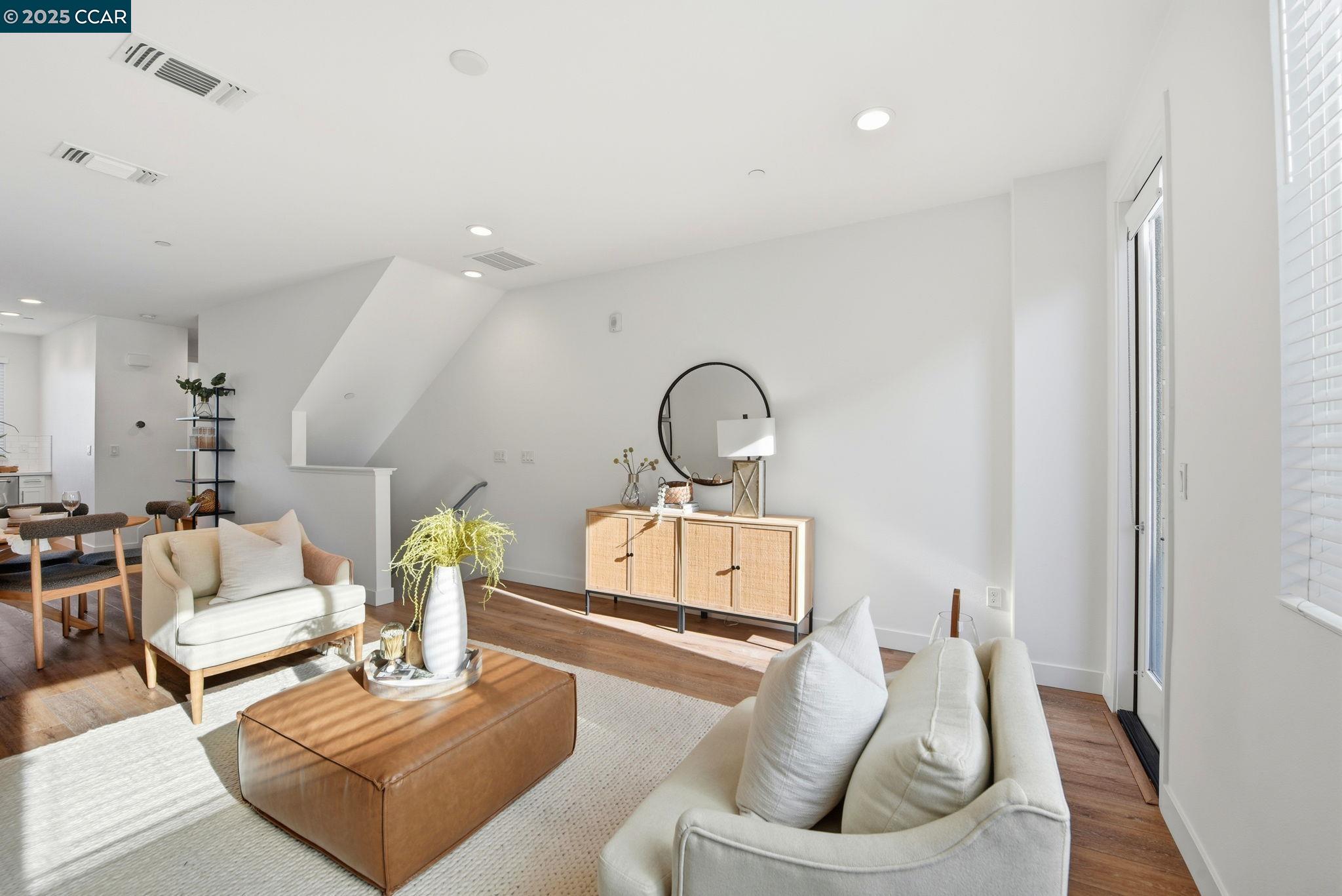 Photo #7: 41118695 Listing: Photo #7