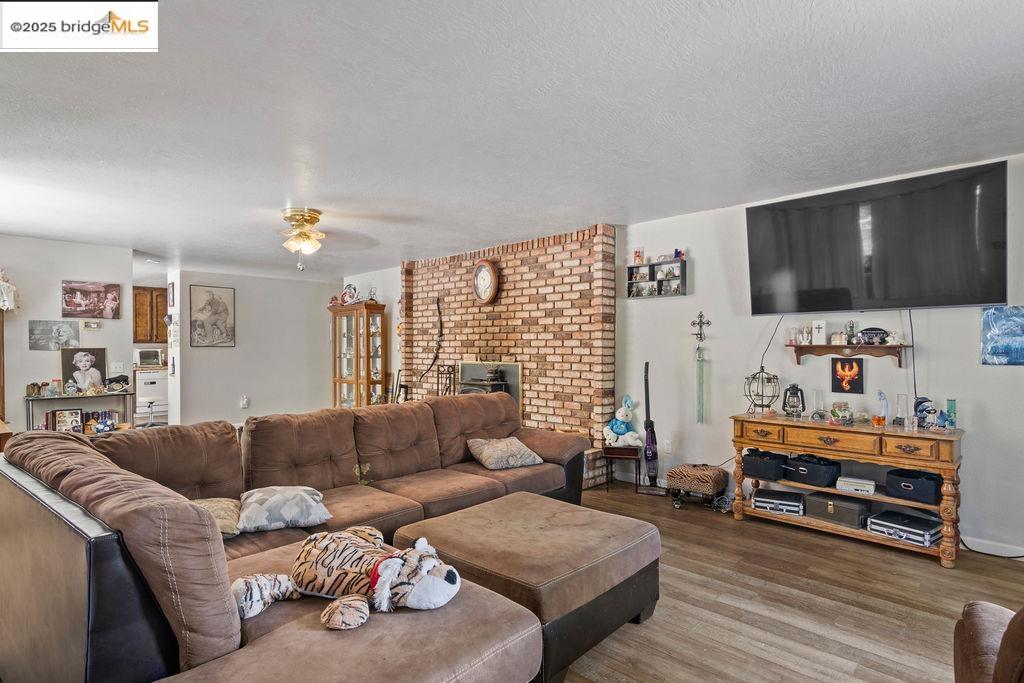 Detail Gallery Image 9 of 16 For 20633 Cheif Fuller, –,  CA 95346-9724 - – Beds | – Baths