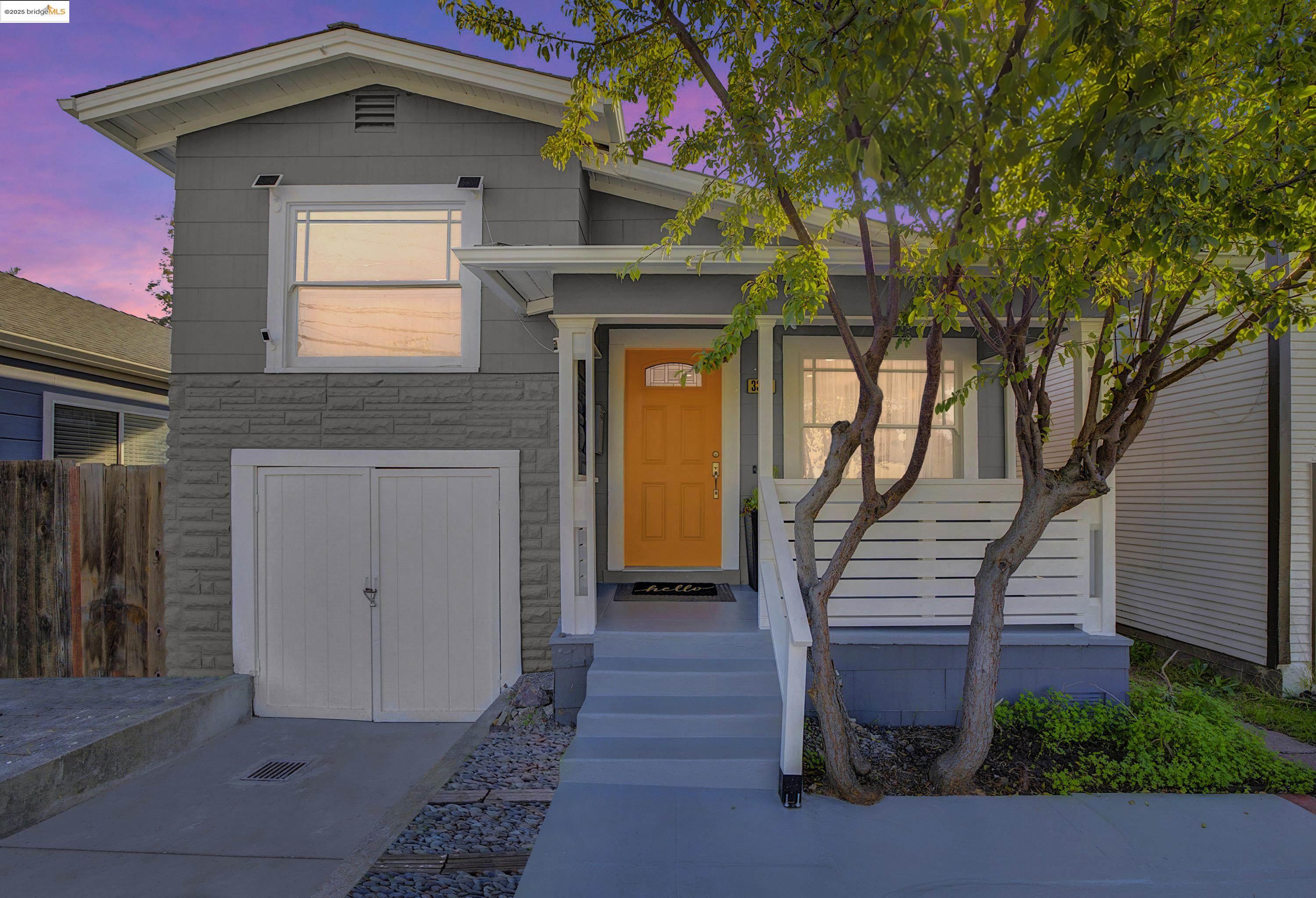 Front Image Thumbnail for EB41118699