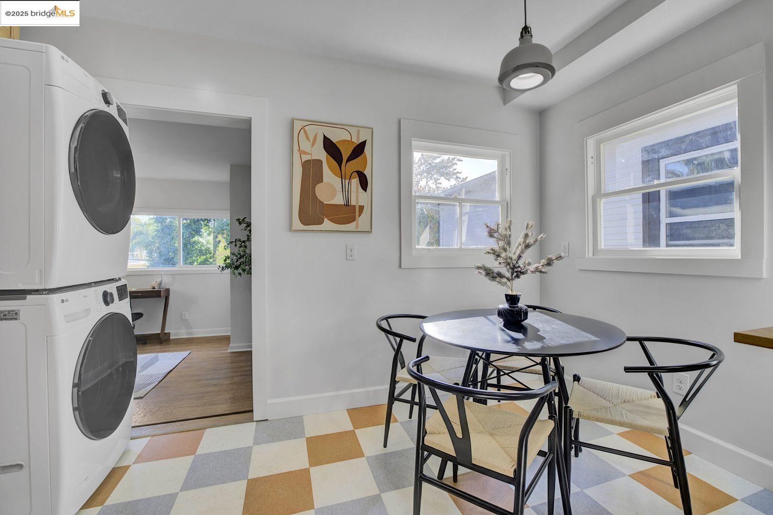 Detail Gallery Image 16 of 46 For 3388 64th Ave, Oakland,  CA 94605 - 3 Beds | 1 Baths