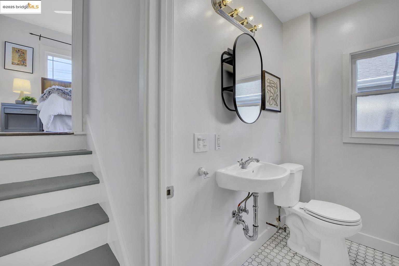 Detail Gallery Image 35 of 46 For 3388 64th Ave, Oakland,  CA 94605 - 3 Beds | 1 Baths