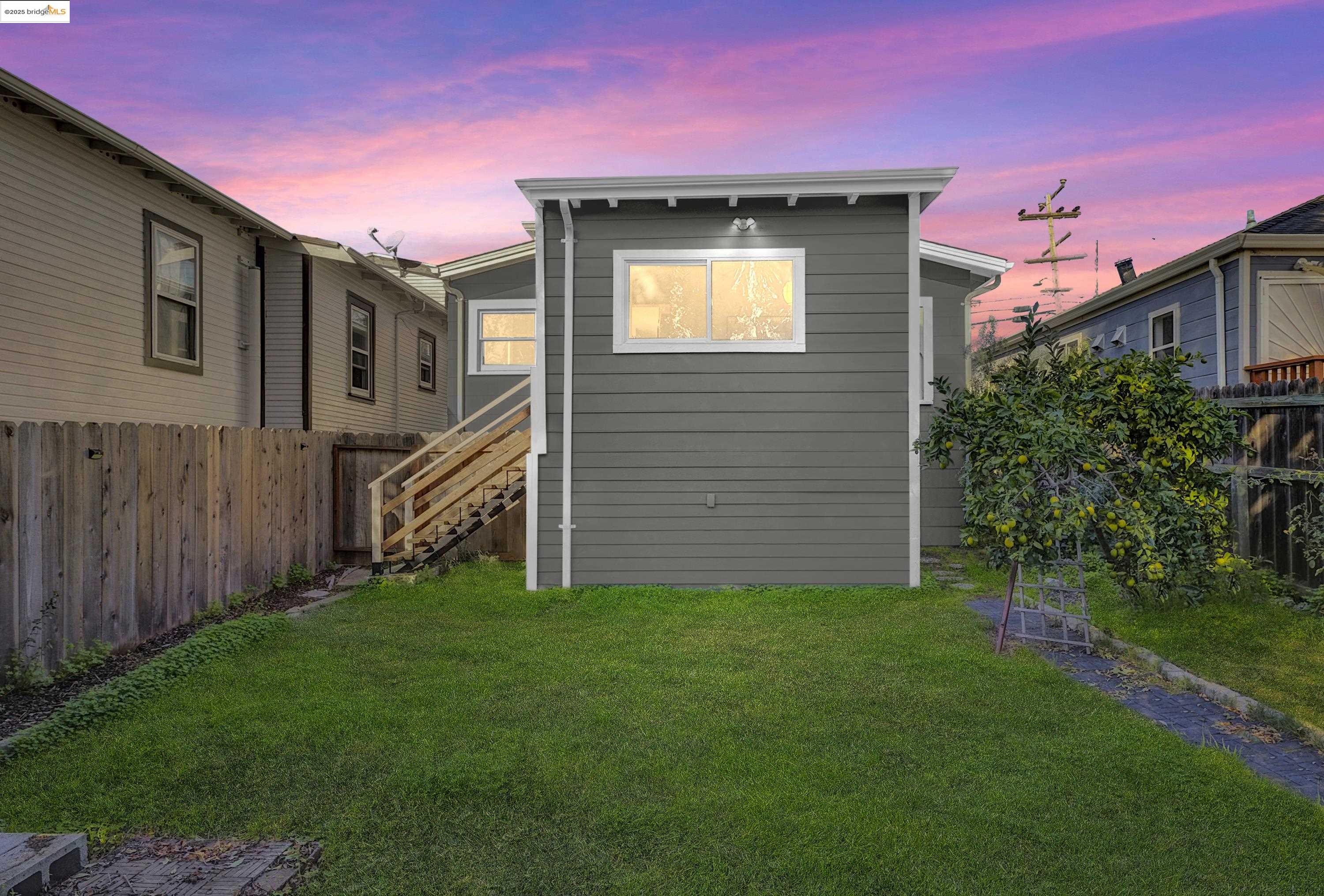 Detail Gallery Image 43 of 46 For 3388 64th Ave, Oakland,  CA 94605 - 3 Beds | 1 Baths