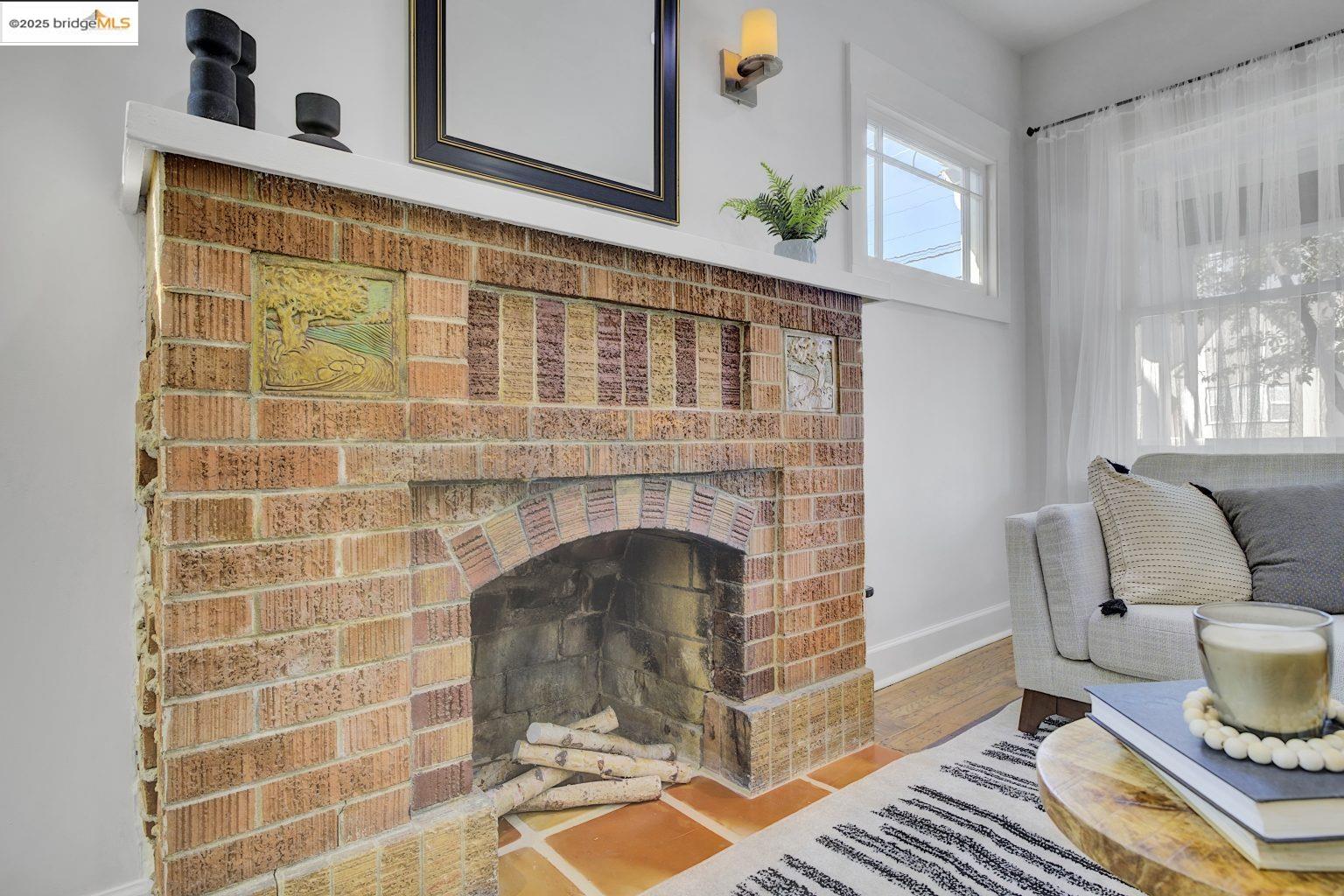 Detail Gallery Image 7 of 46 For 3388 64th Ave, Oakland,  CA 94605 - 3 Beds | 1 Baths