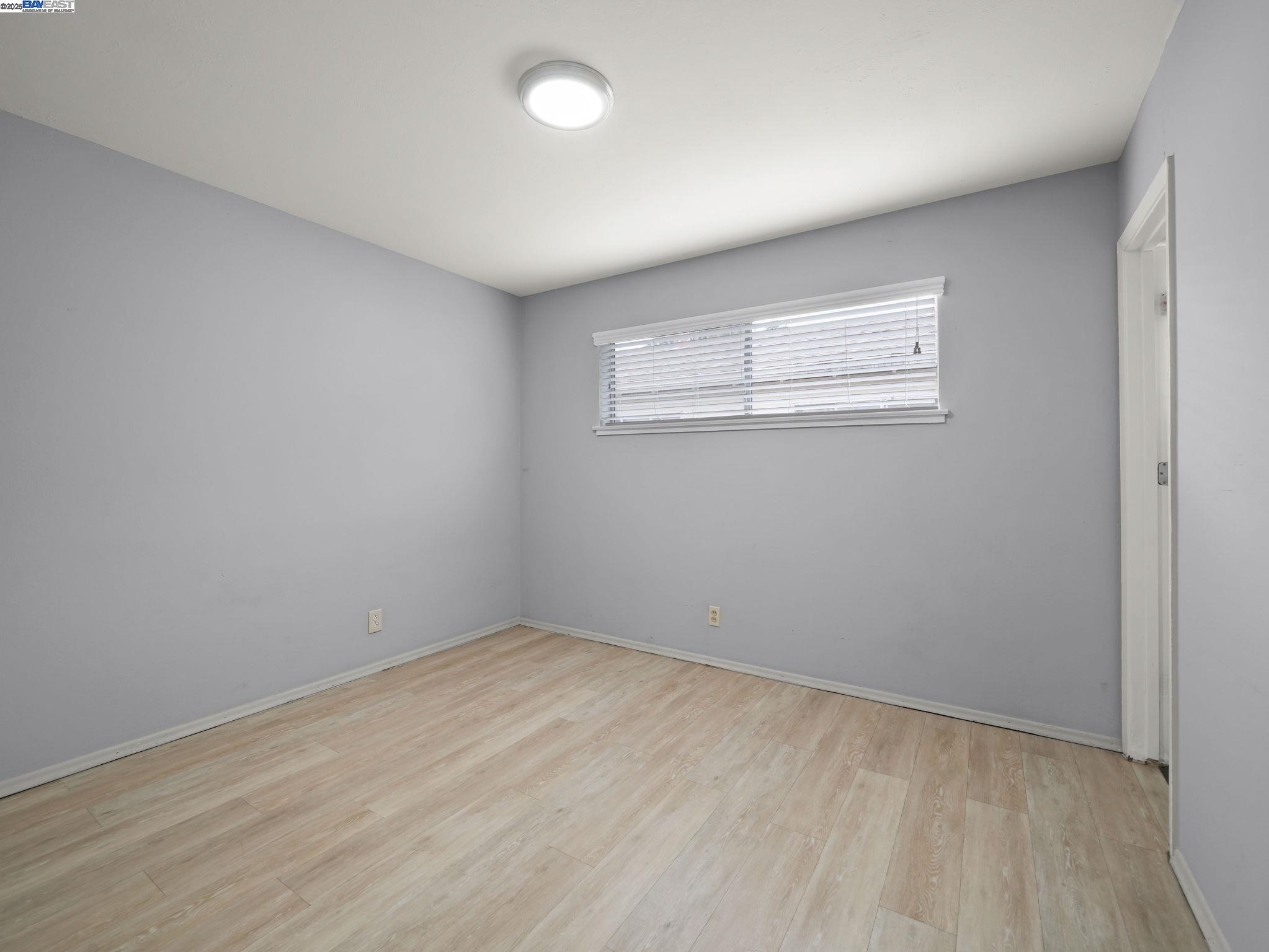 Detail Gallery Image 11 of 24 For 2225 Luz Ave, San Jose,  CA 95116 - – Beds | – Baths