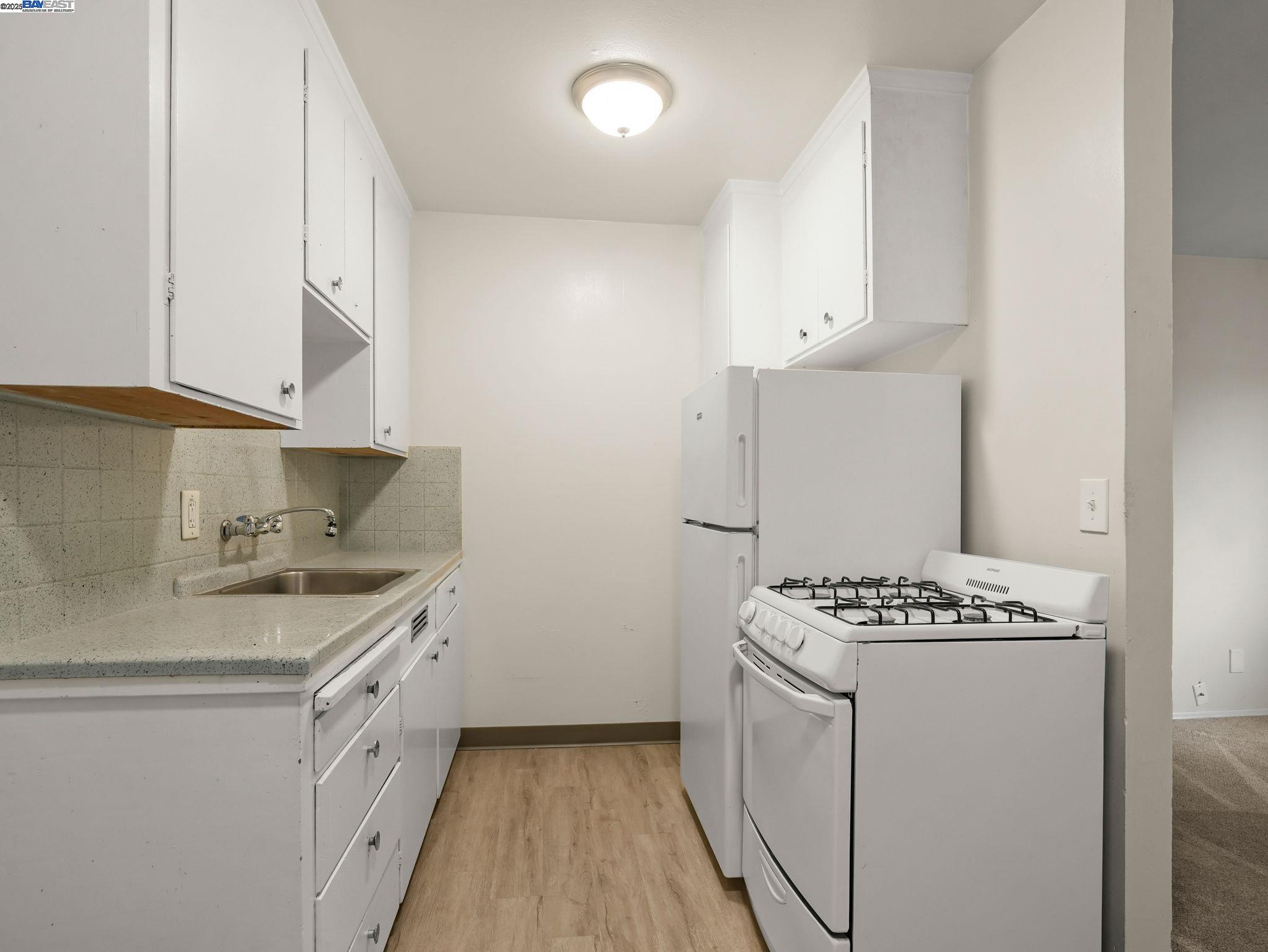 Detail Gallery Image 17 of 24 For 2225 Luz Ave, San Jose,  CA 95116 - – Beds | – Baths