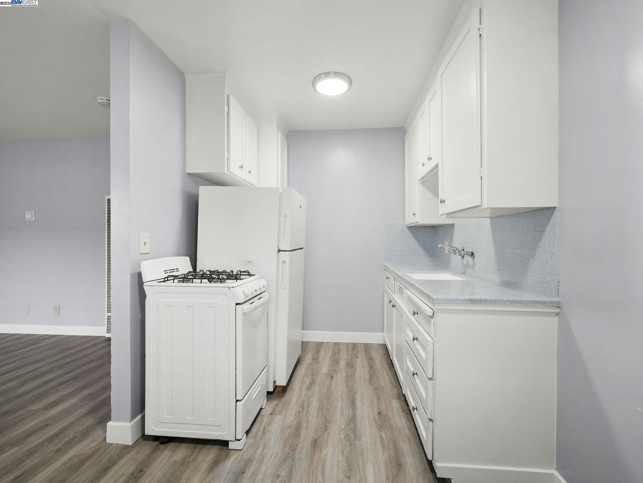 Detail Gallery Image 7 of 24 For 2225 Luz Ave, San Jose,  CA 95116 - – Beds | – Baths