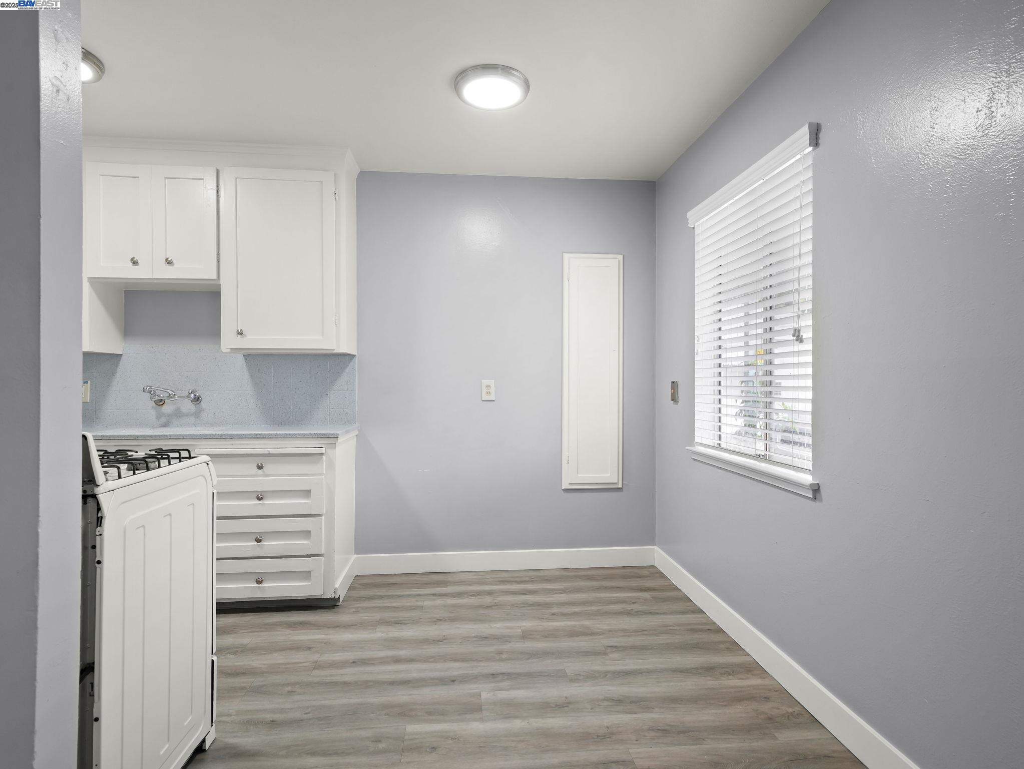 Detail Gallery Image 9 of 24 For 2225 Luz Ave, San Jose,  CA 95116 - – Beds | – Baths