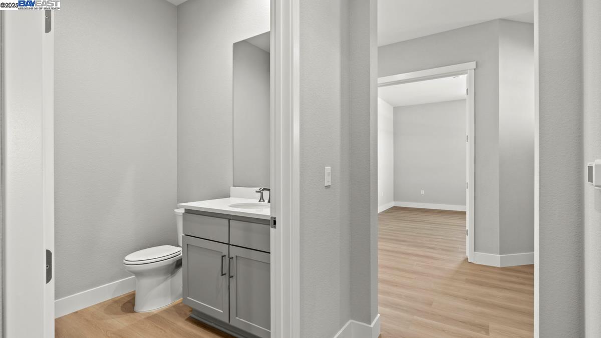 Detail Gallery Image 24 of 26 For 1368 Crescent Avenue, Manteca,  CA 95336 - 2 Beds | 2/1 Baths