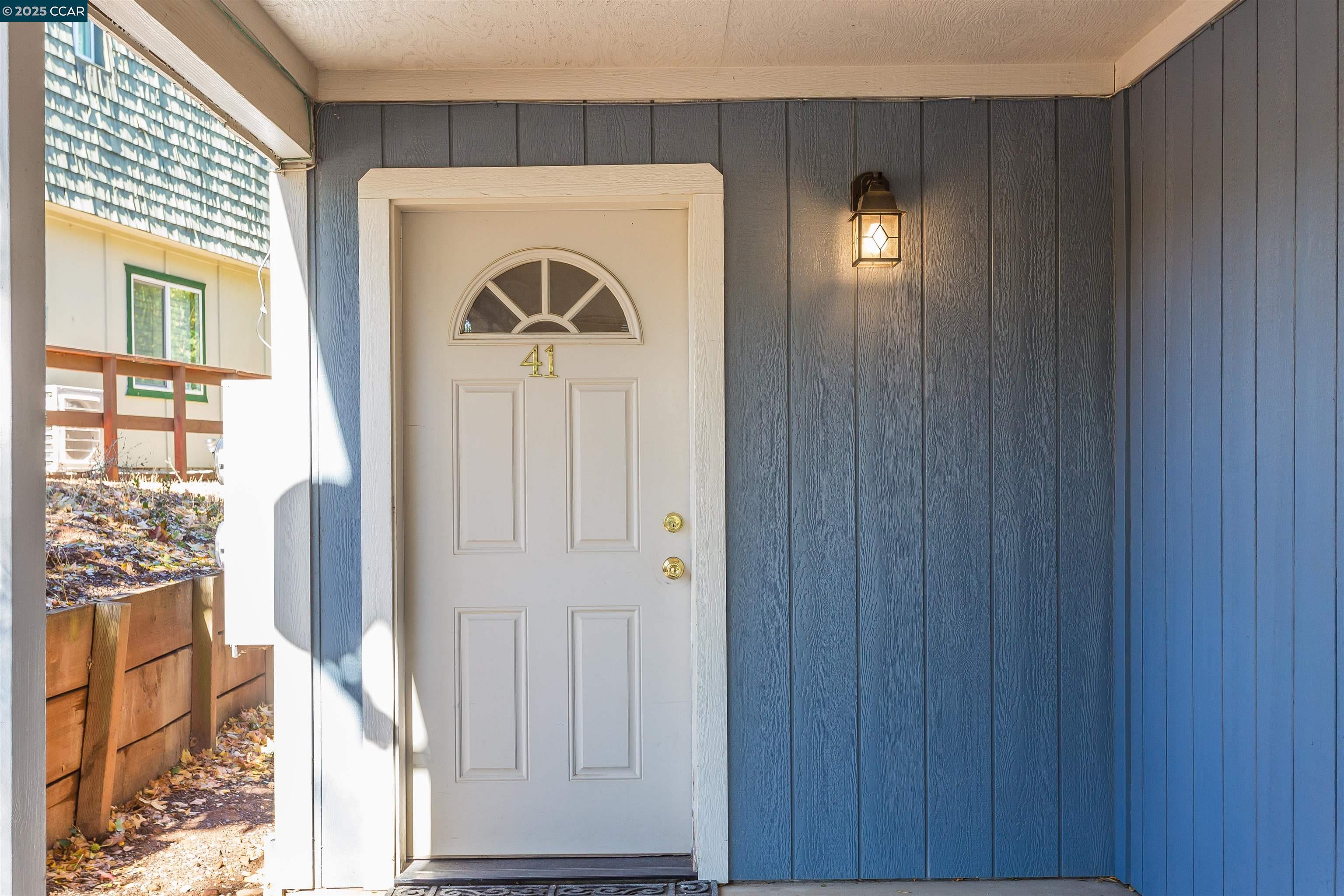 Detail Gallery Image 3 of 55 For 19112 Dyer Ct, Groveland,  CA 95321 - 6 Beds | 4 Baths