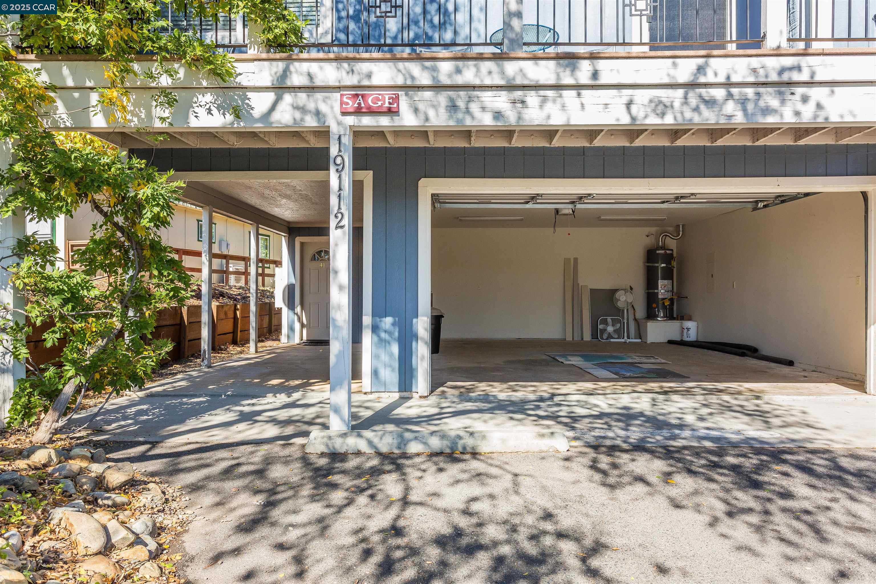 Detail Gallery Image 27 of 55 For 19112 Dyer Ct, Groveland,  CA 95321 - 6 Beds | 4 Baths