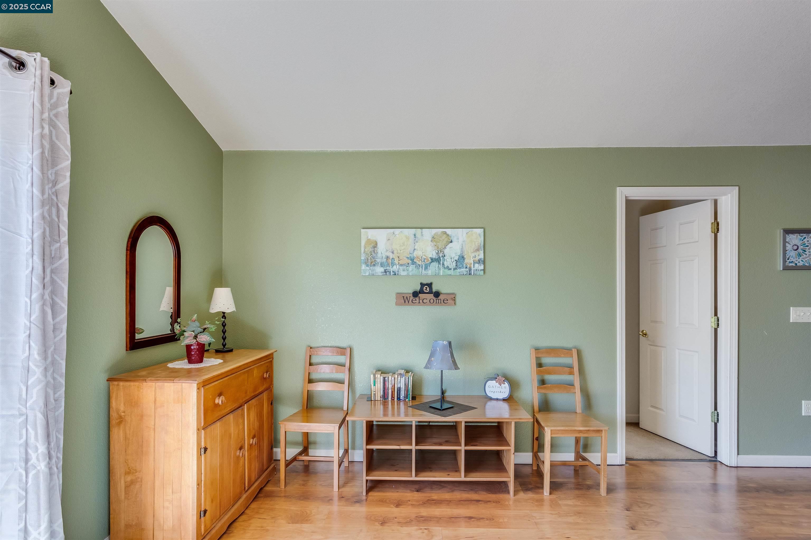 Detail Gallery Image 30 of 55 For 19112 Dyer Ct, Groveland,  CA 95321 - 6 Beds | 4 Baths