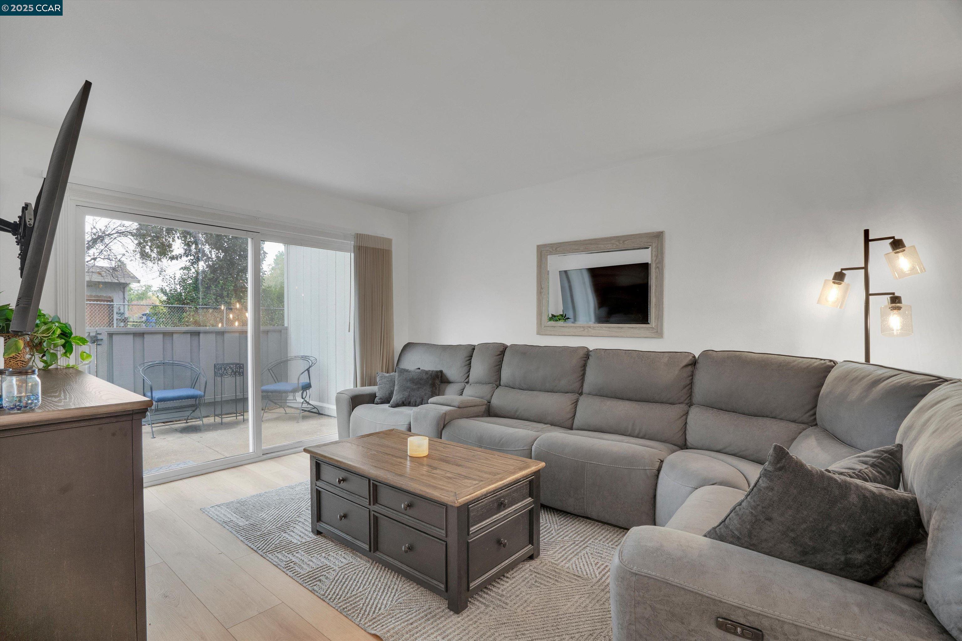 Photo #10: 41118704 Listing: Photo #10