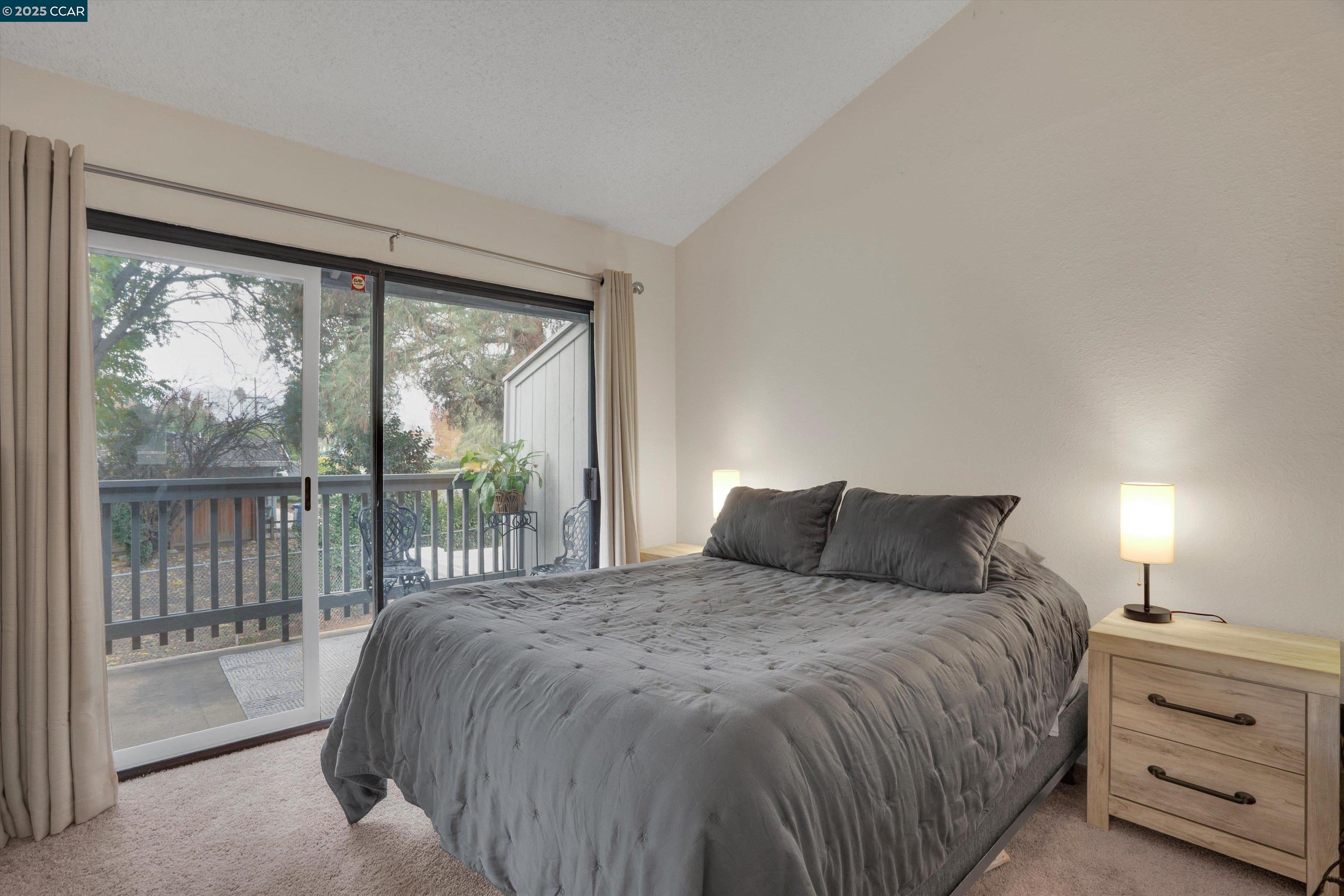 Detail Gallery Image 15 of 35 For 1120 Kenwal Rd #C,  Concord,  CA 94521 - 2 Beds | 1/1 Baths
